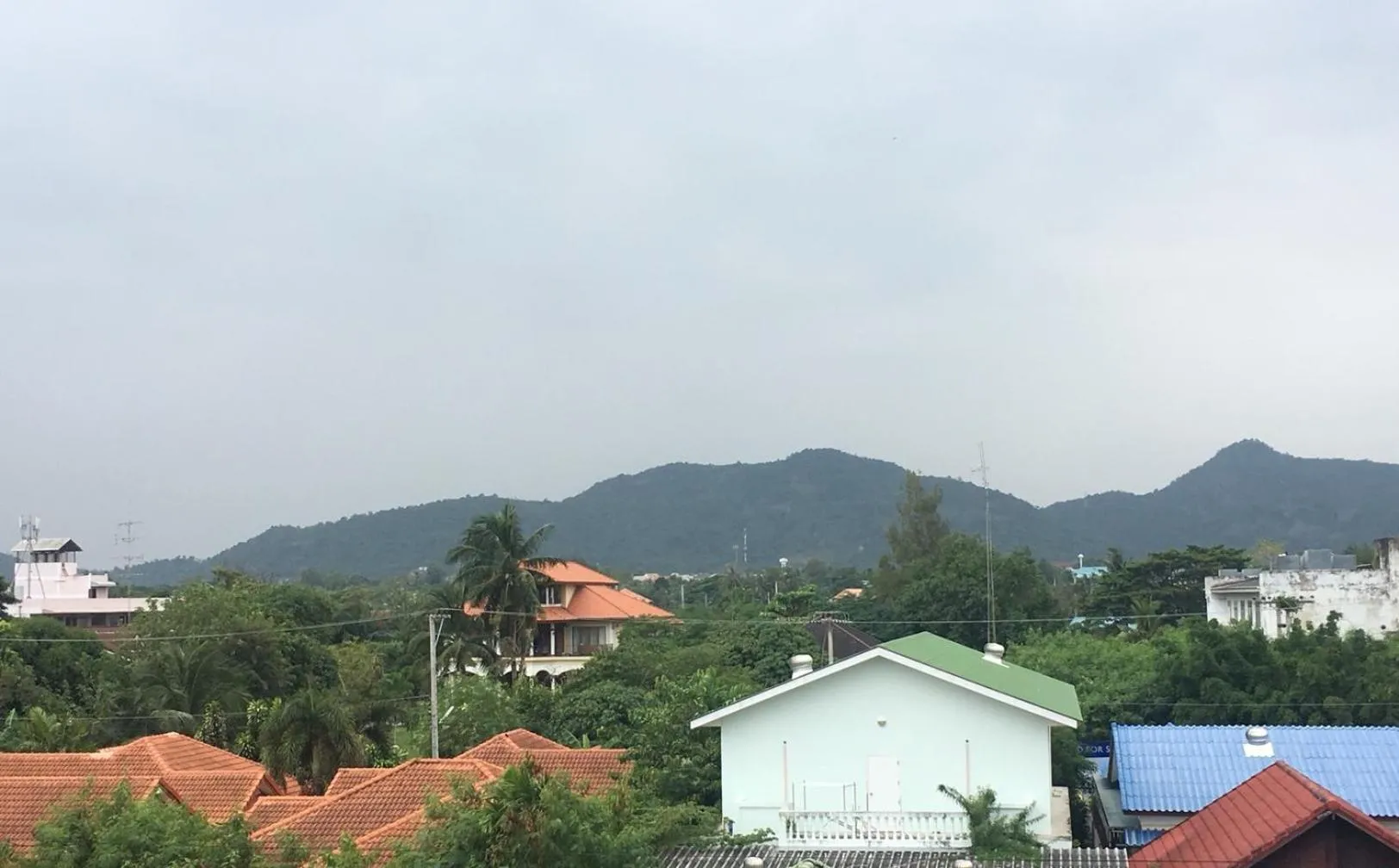 H12, The Stylish Apartment