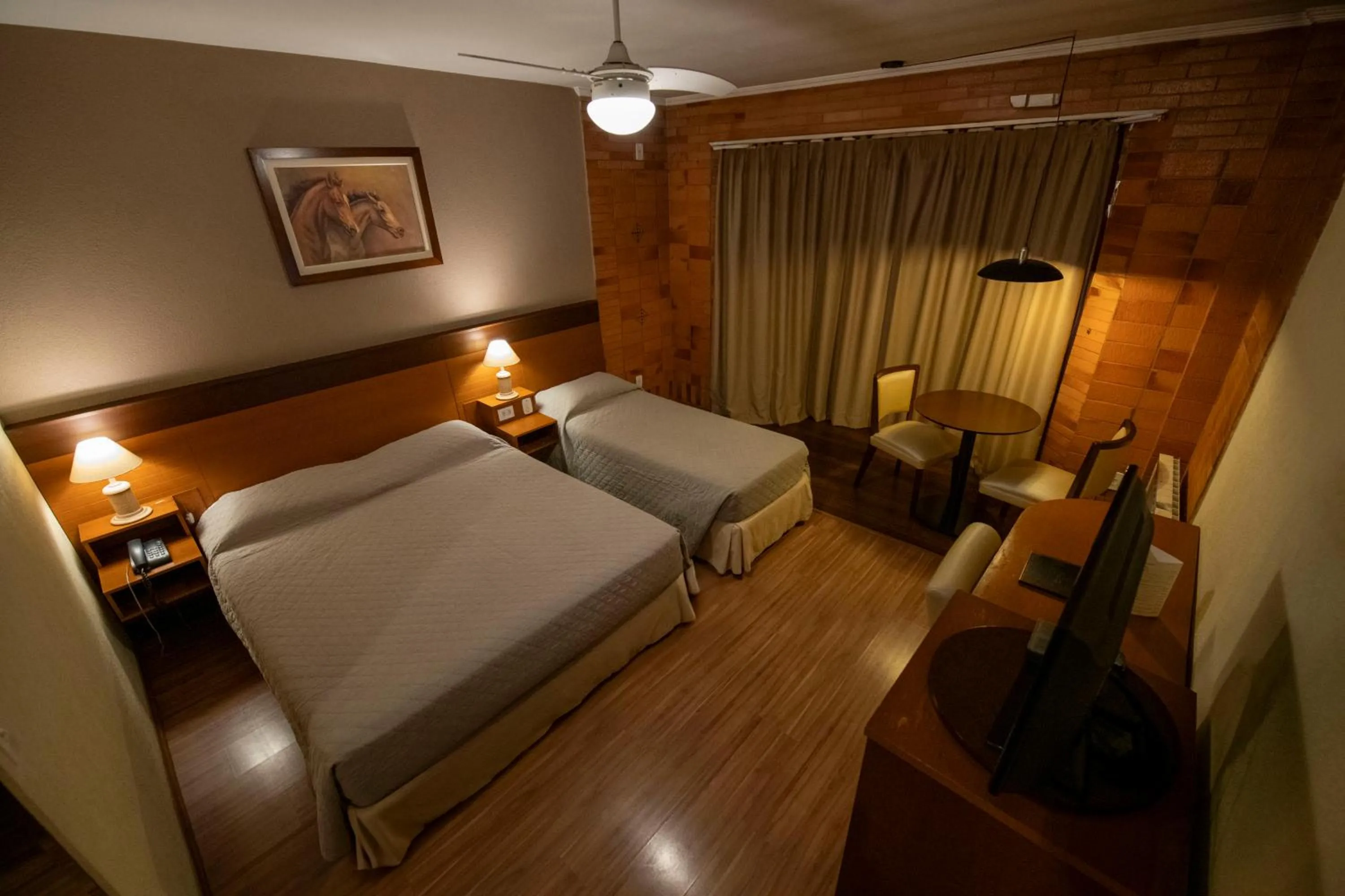 Bed in Hotel Serra Nevada