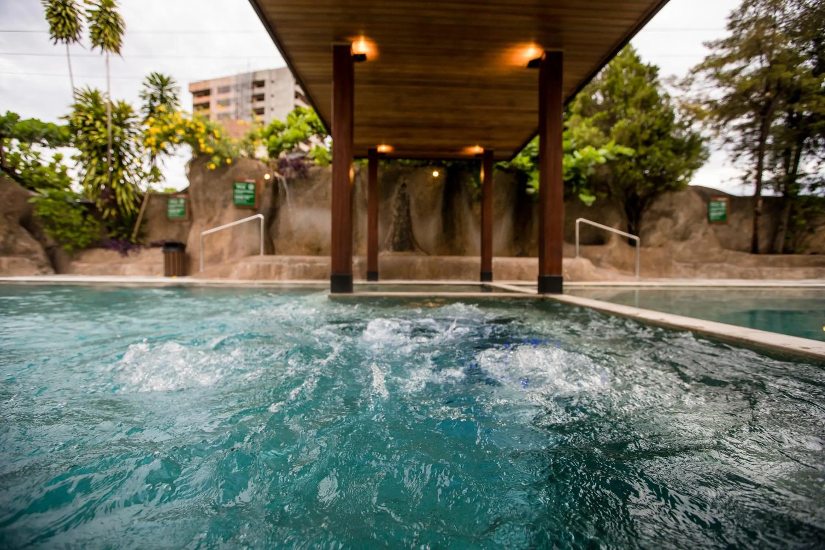 Hot Tub in Hotel Morada do Sol