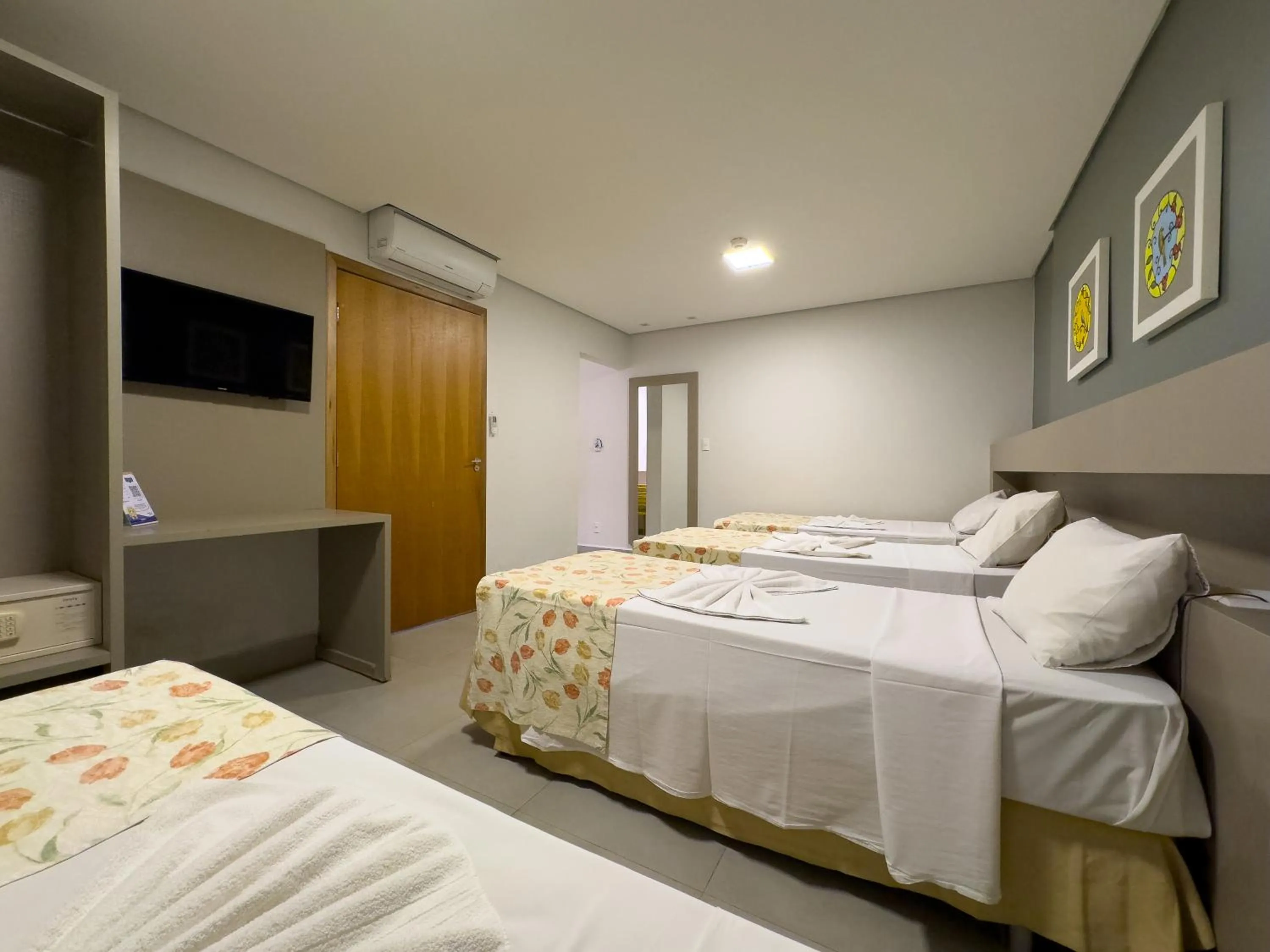 Bedroom, Bed in Hotel Morada do Sol