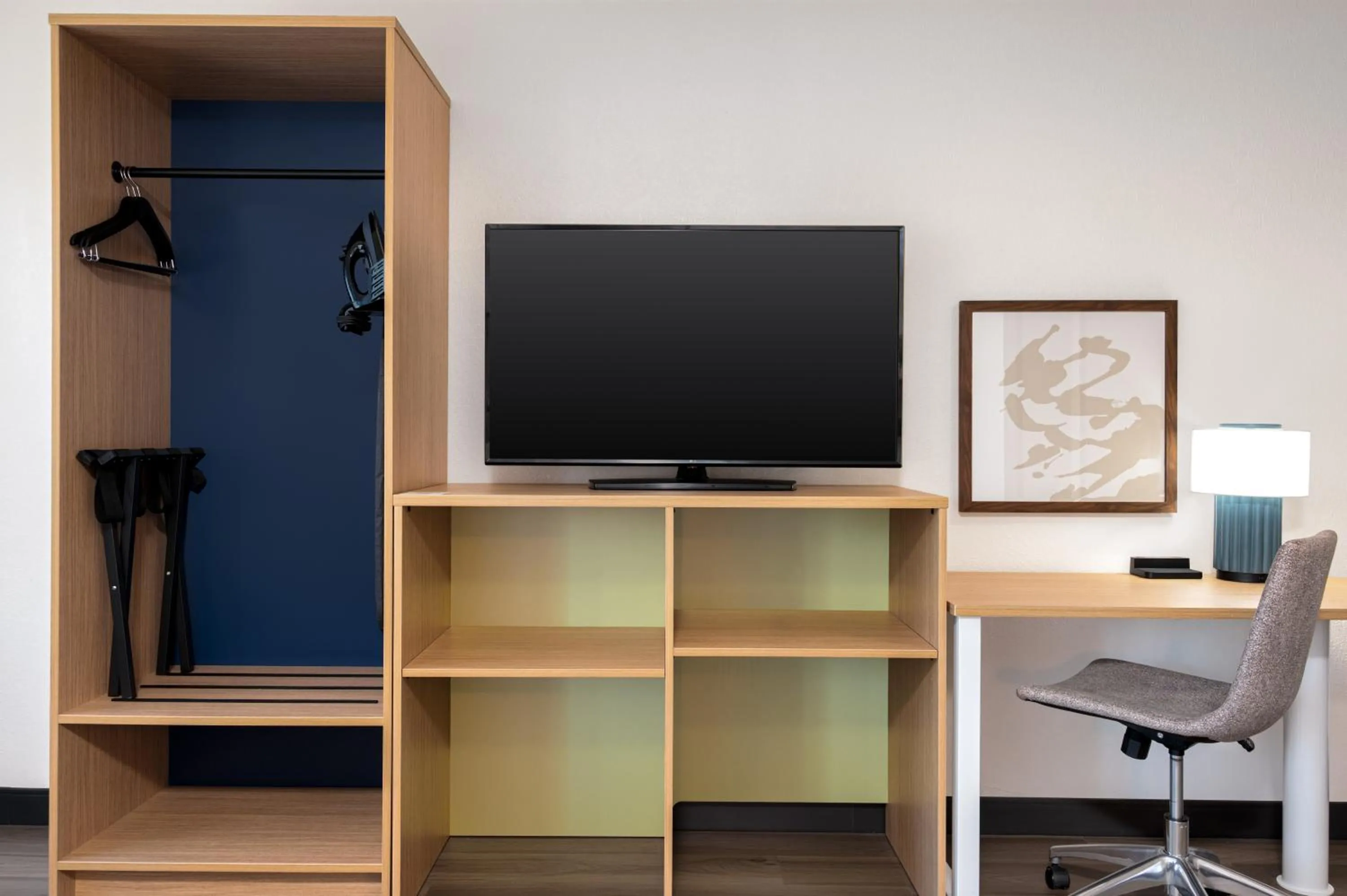 TV and multimedia in Spark By Hilton Wilmington