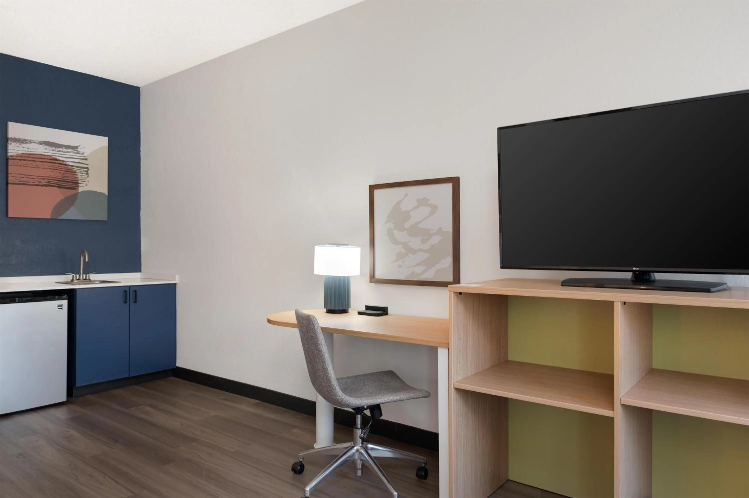 Bedroom in Spark By Hilton Wilmington