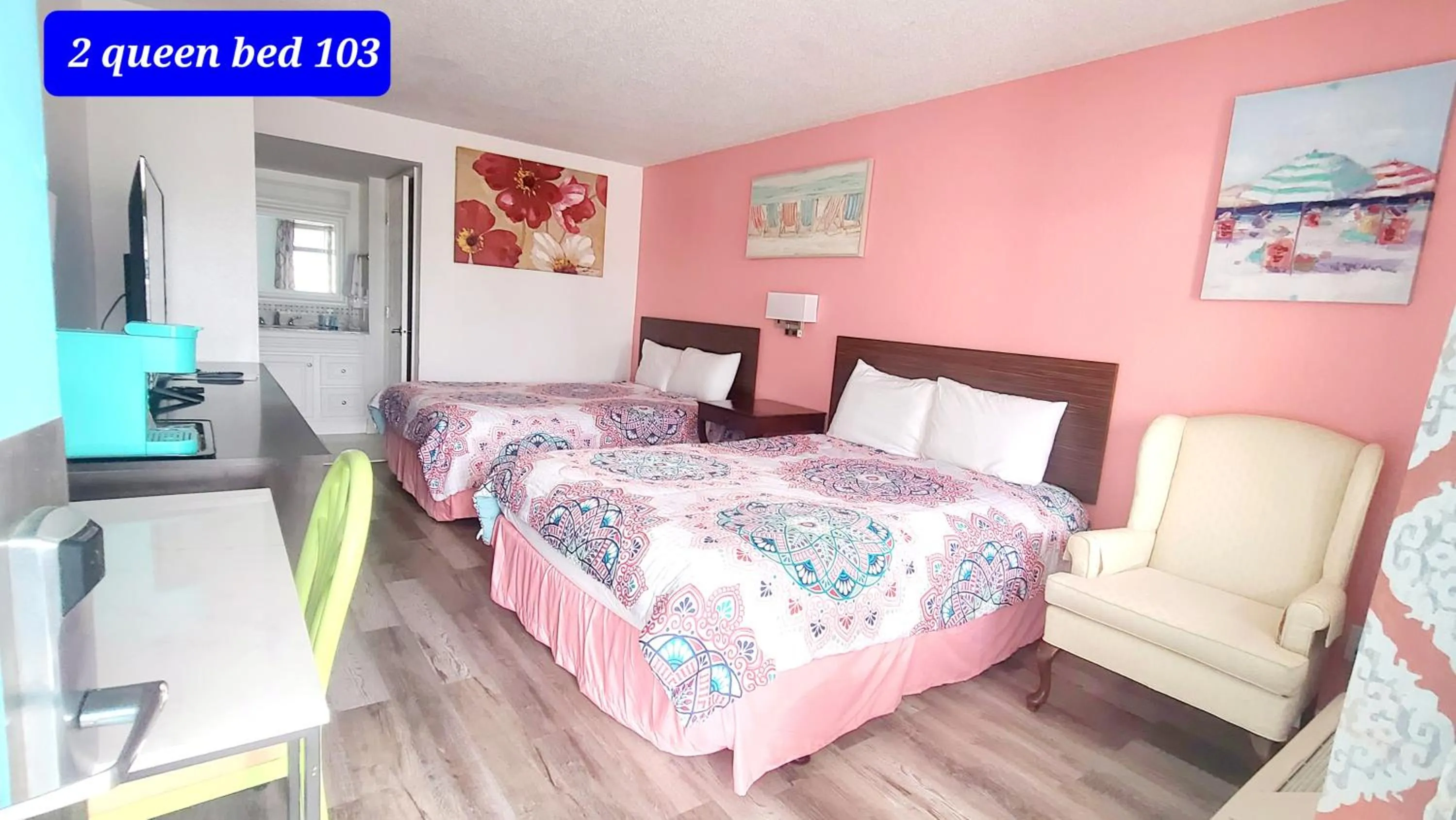 Bed in Historic Inn - Saint Augustine