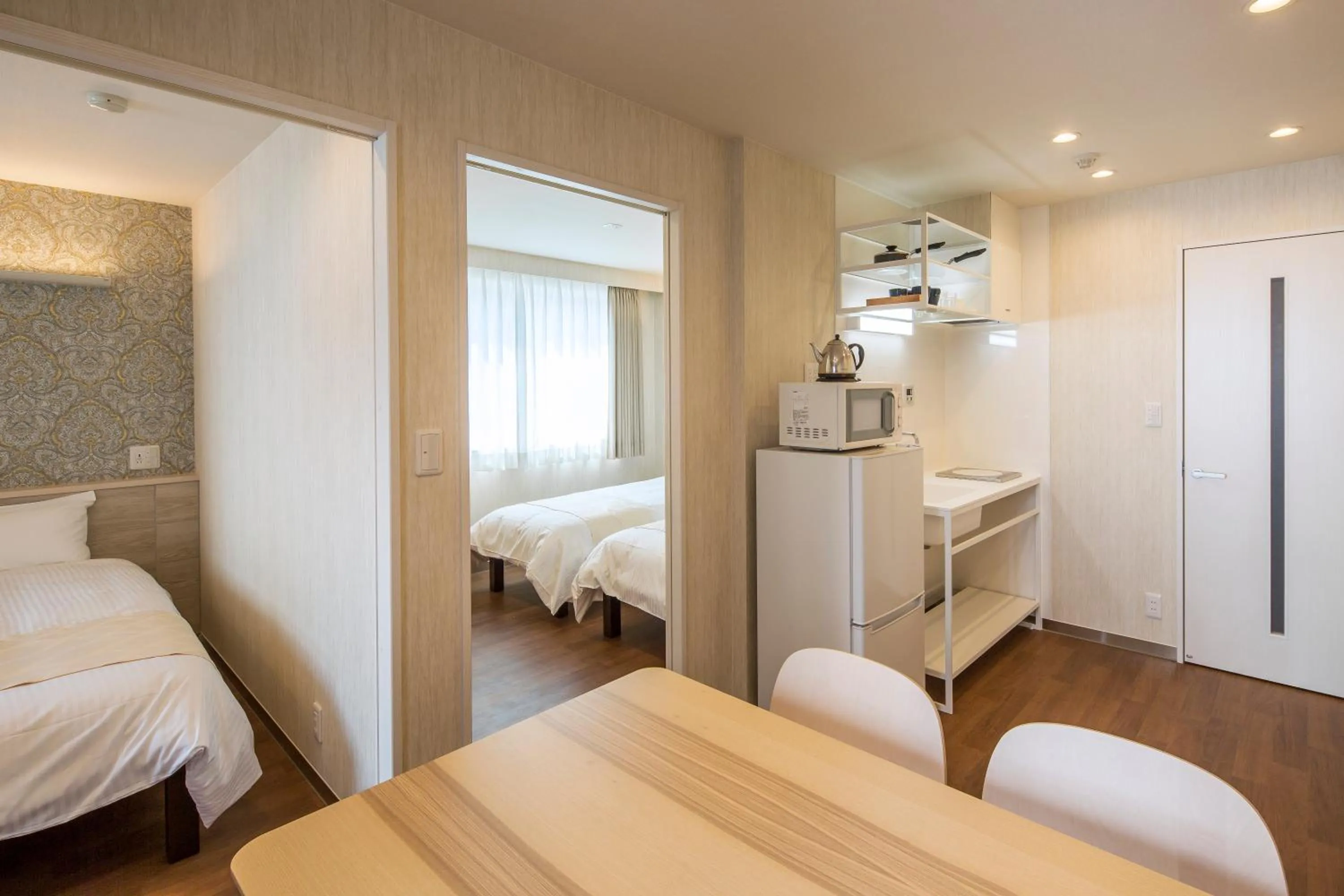 Bathroom, Bed in Hotel SAILS