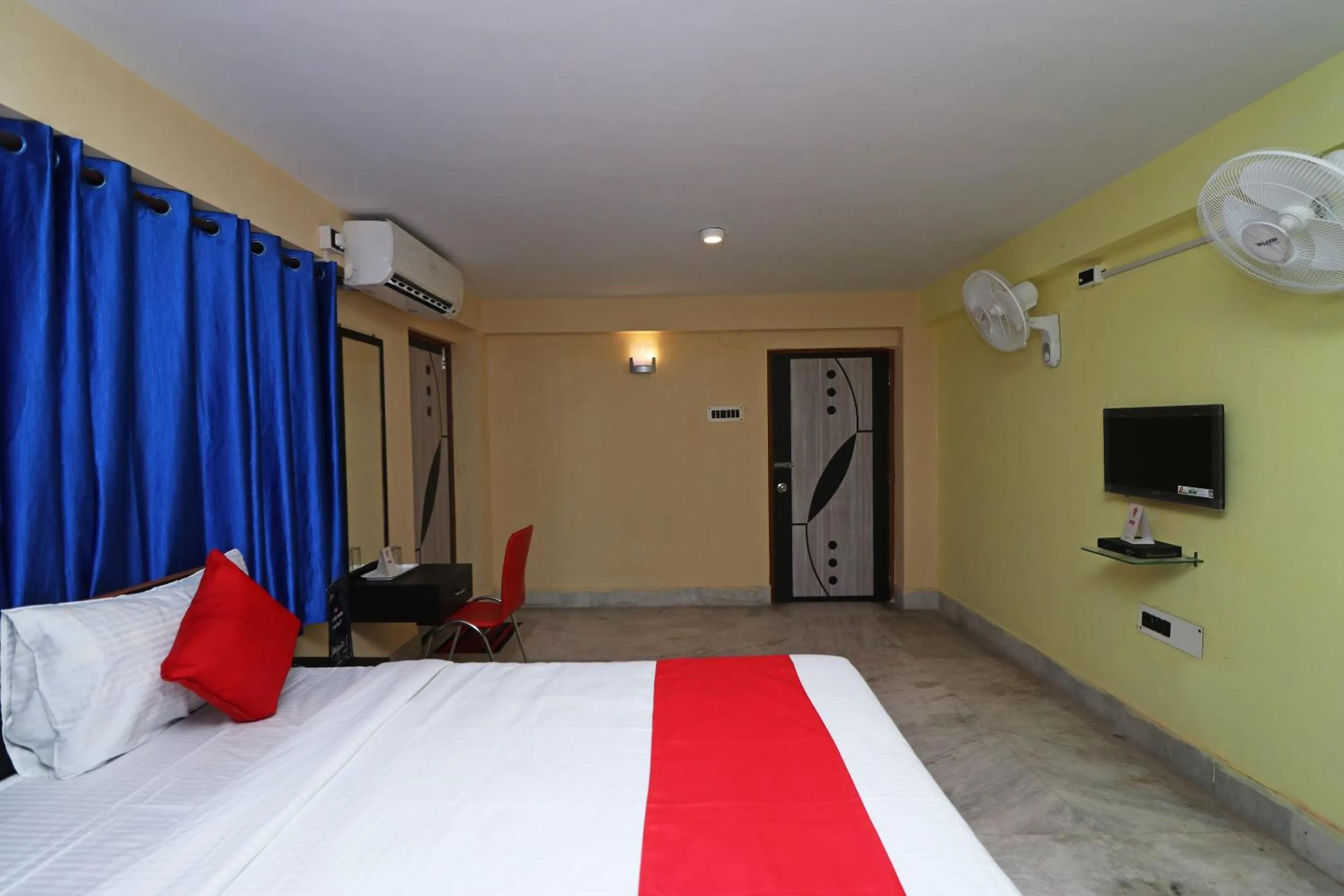 Bedroom, Bed in Hotel O Maa Tara Guest House