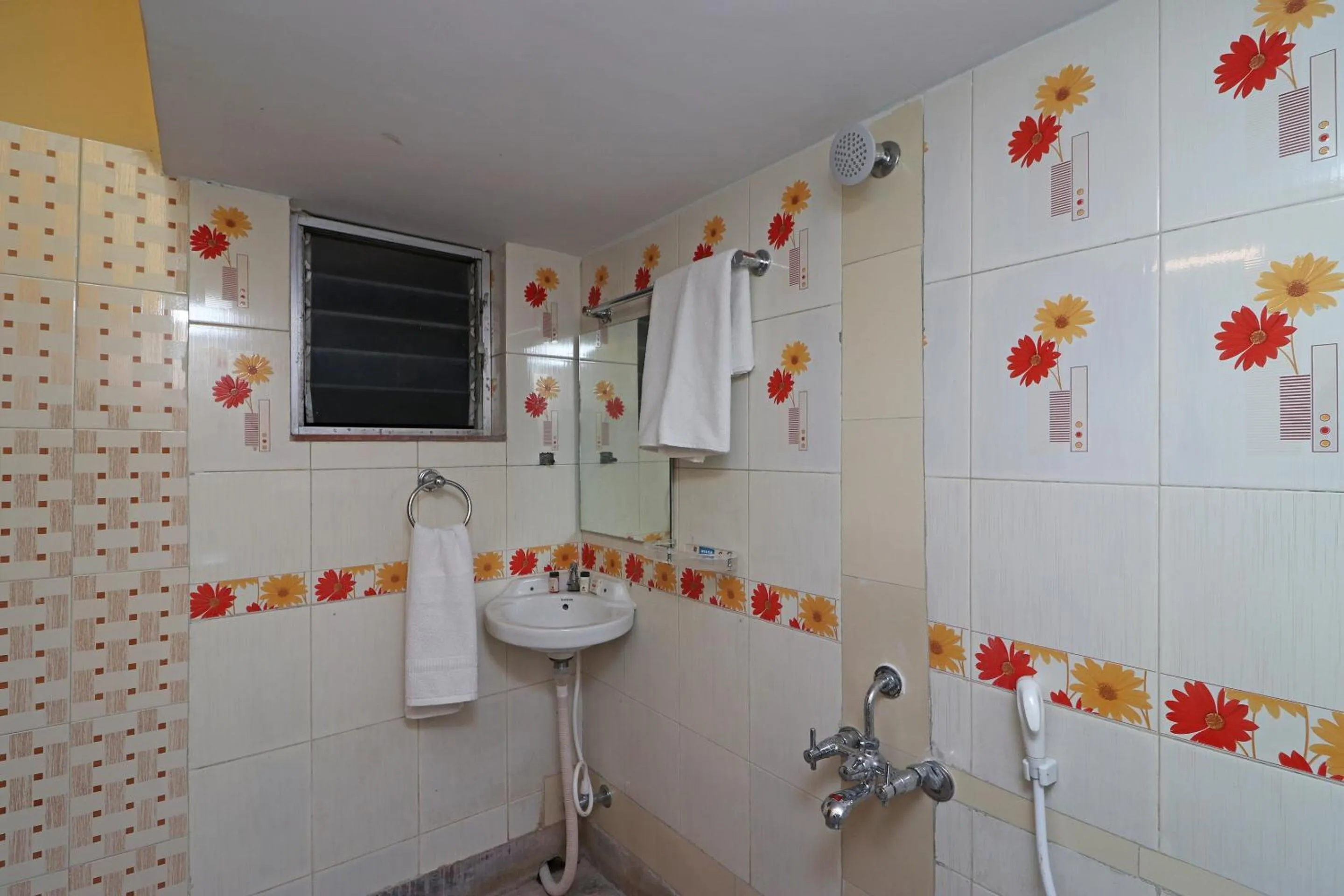 Bathroom in Hotel O Maa Tara Guest House