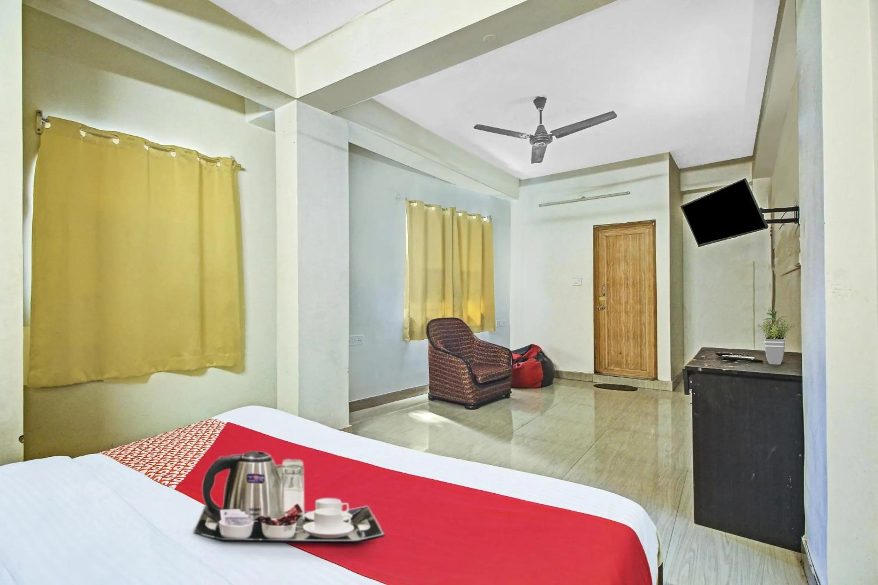 Lobby or reception, Bed in Hotel O The Jumbo Stay