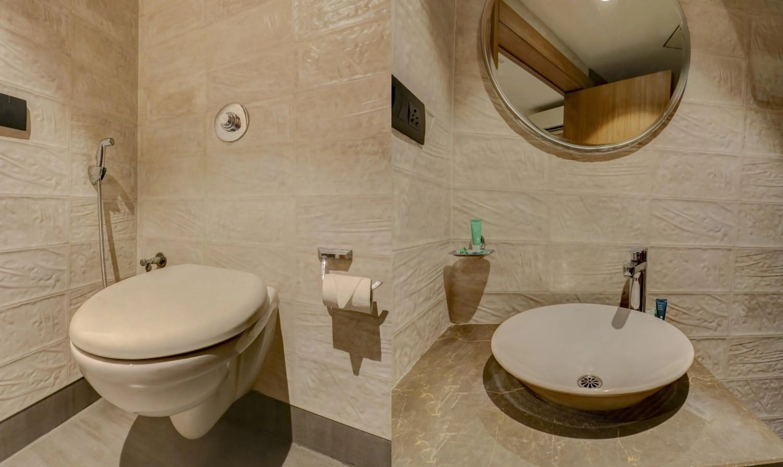 Bathroom in Treebo Radhe Palace, Lake Town