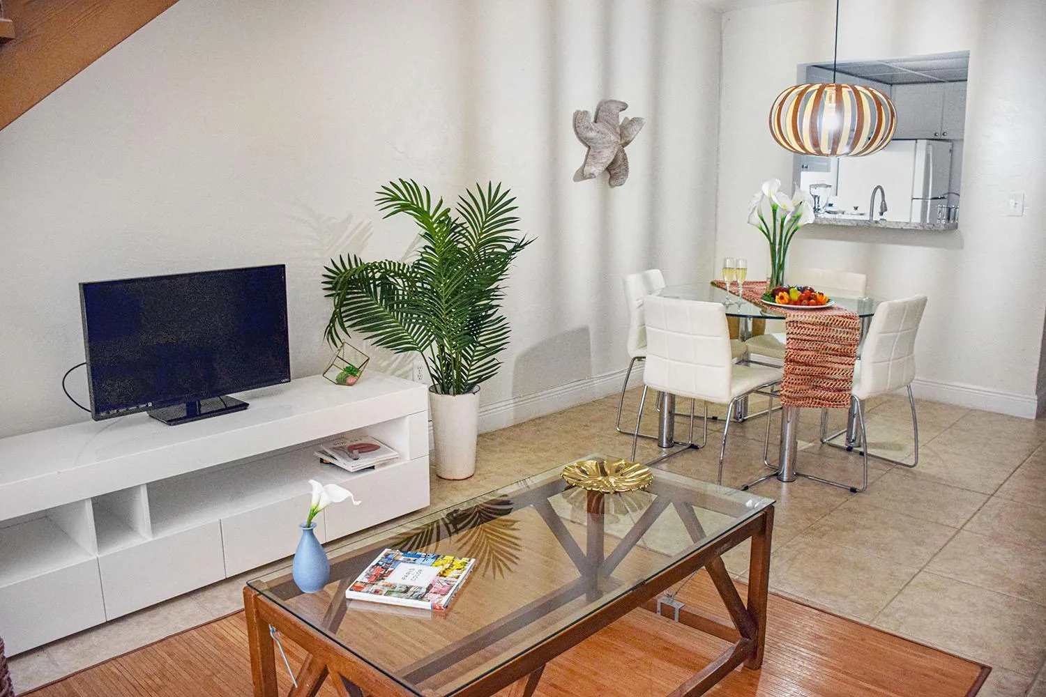 Living room in Coral Reef at Key Biscayne