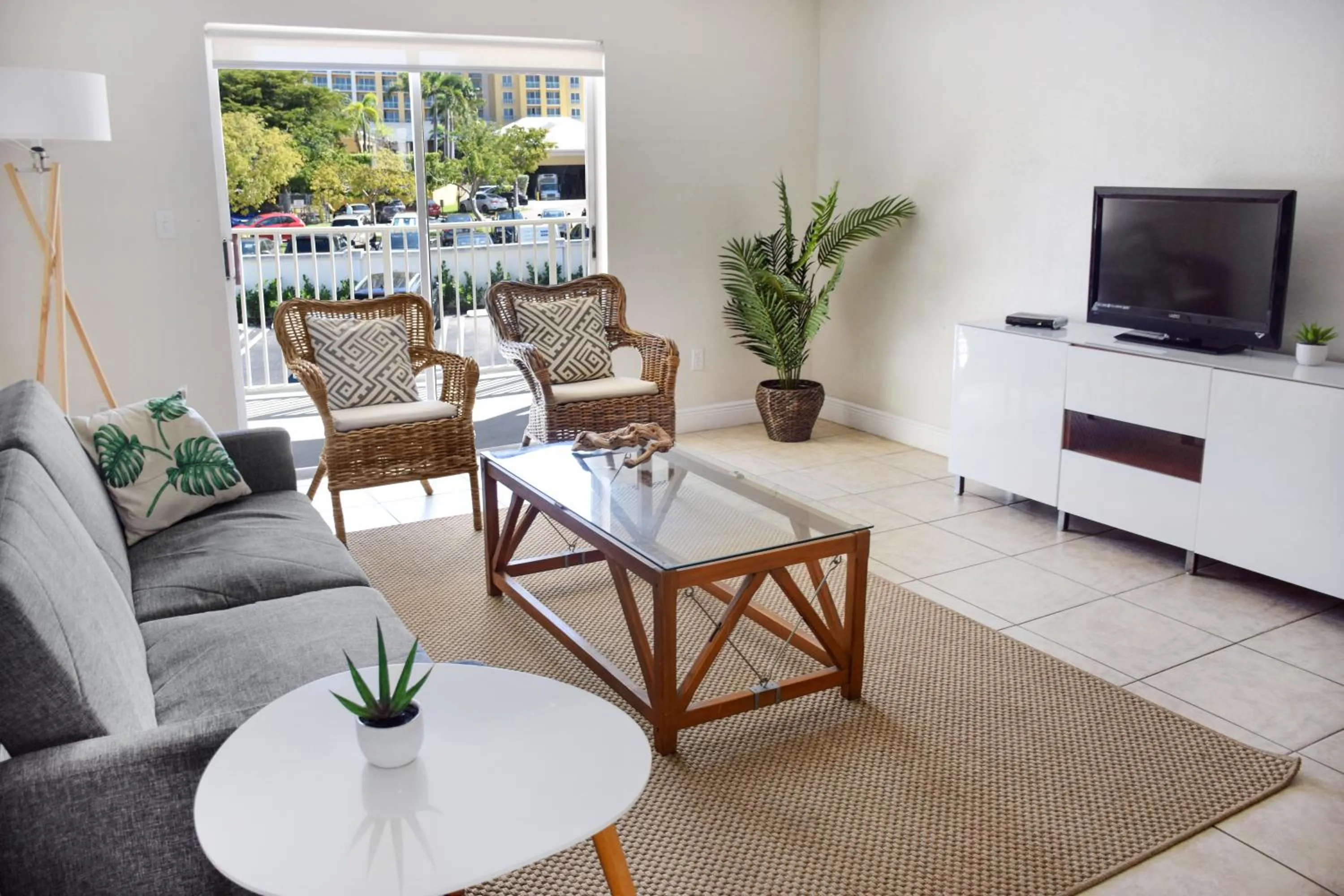 Living room in Coral Reef at Key Biscayne