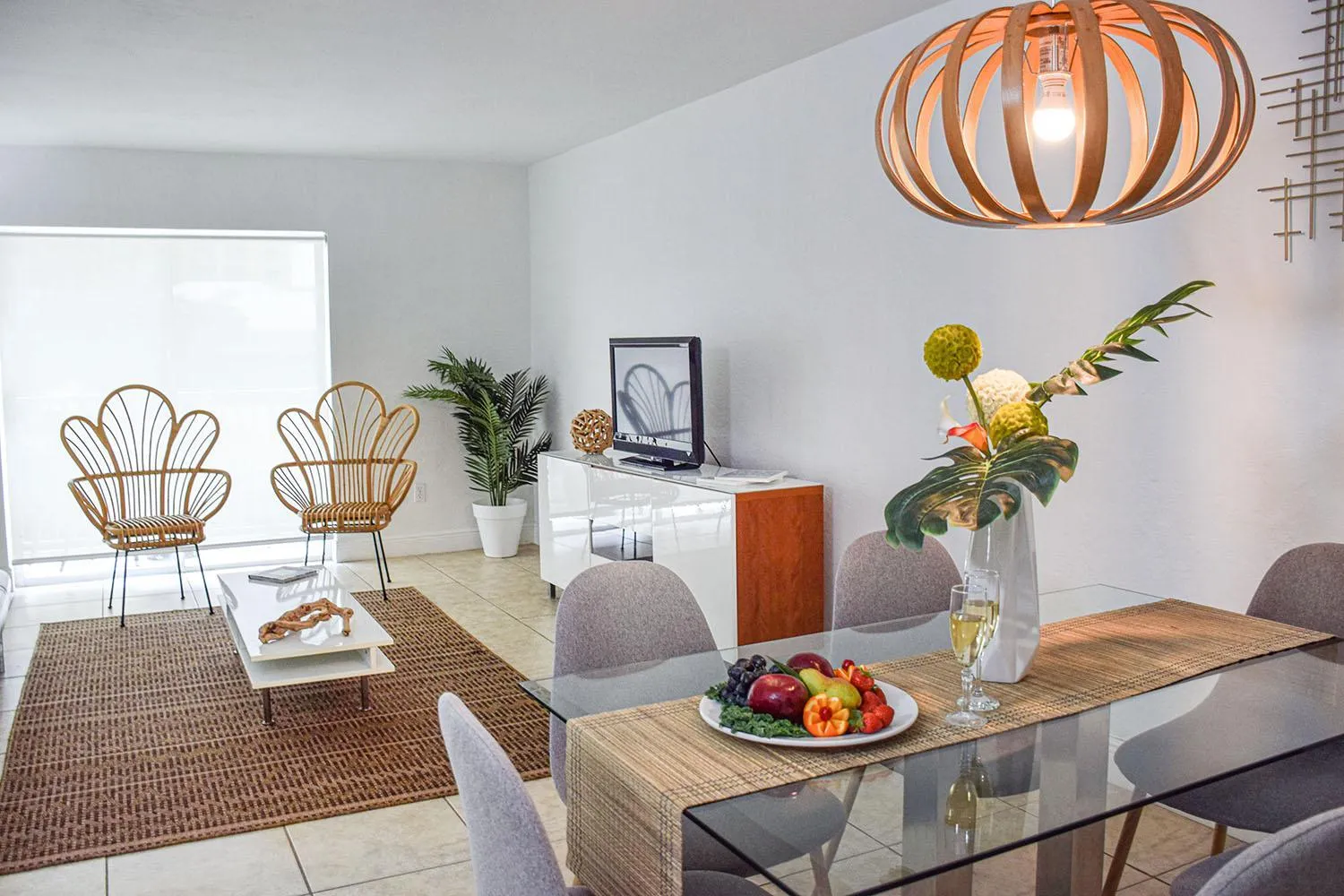 Living room in Coral Reef at Key Biscayne