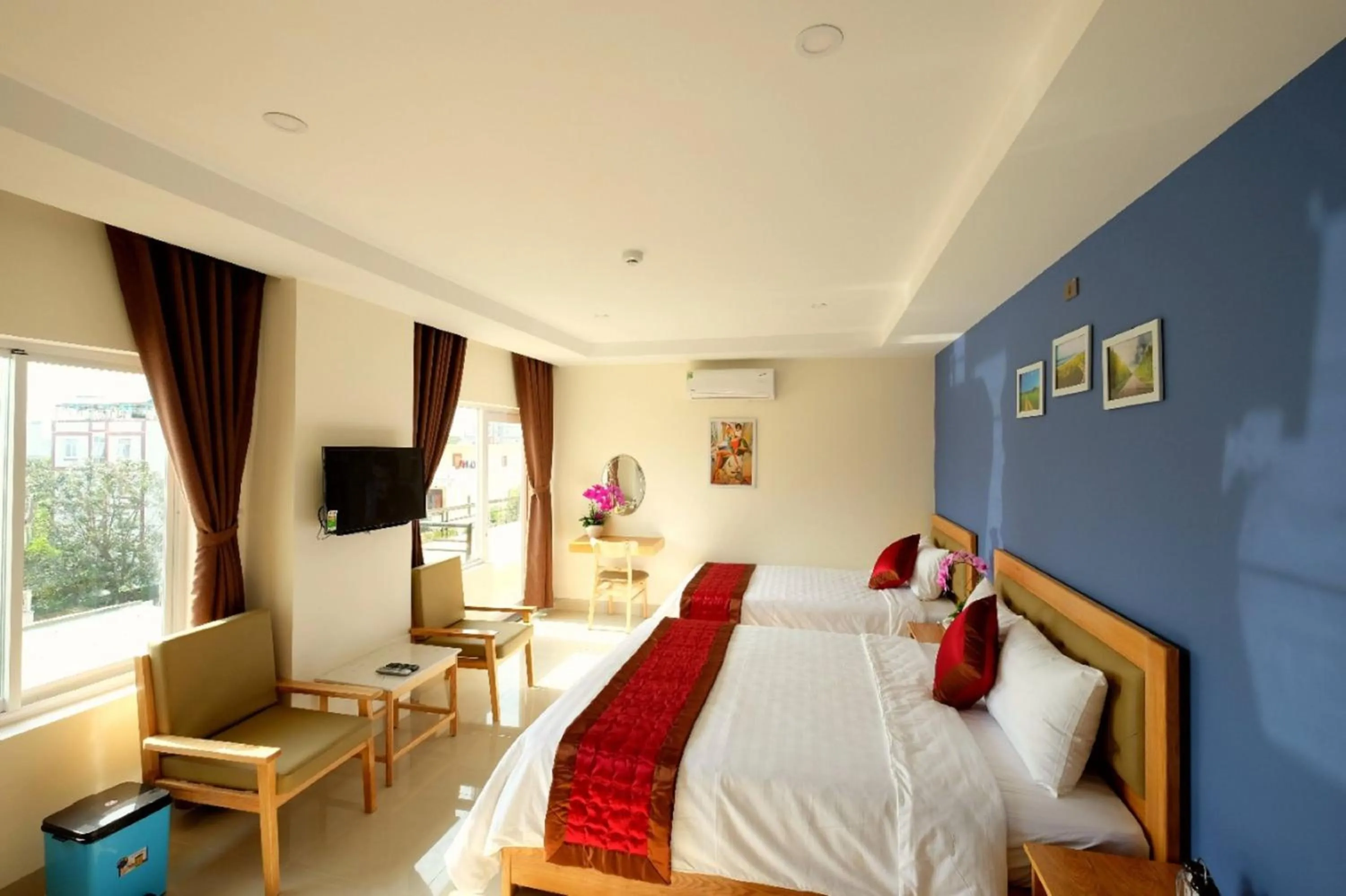 Photo of the whole room, Bed in Marigold Hotel & Apartment