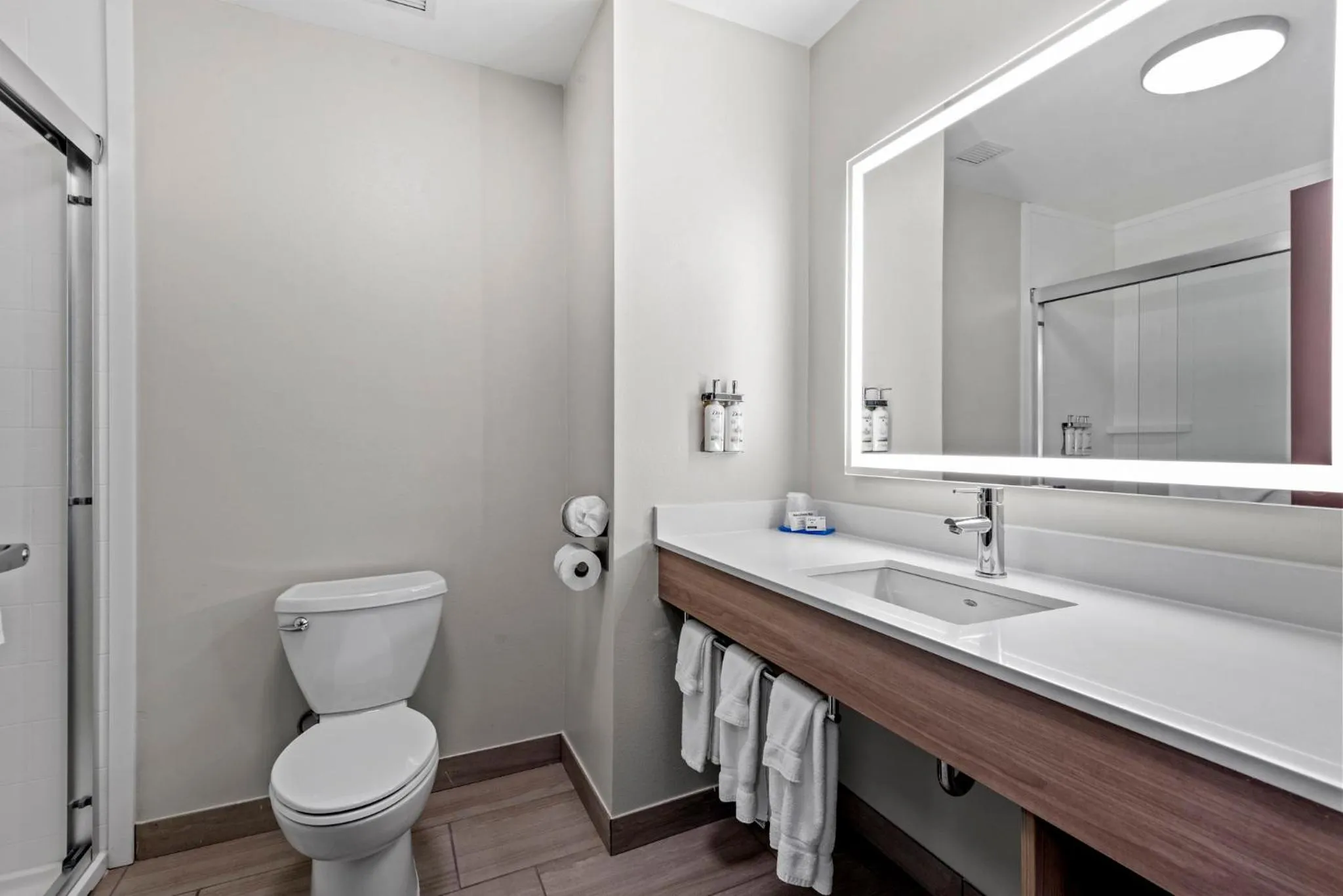 Bathroom in Holiday Inn Express Tulsa South Bixby by IHG