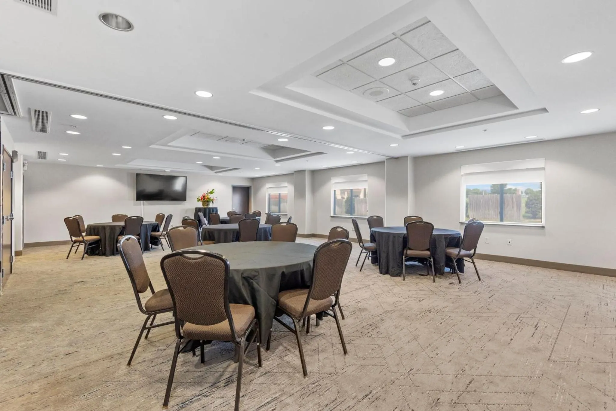 Banquet/Function facilities in Holiday Inn Express Tulsa South Bixby by IHG
