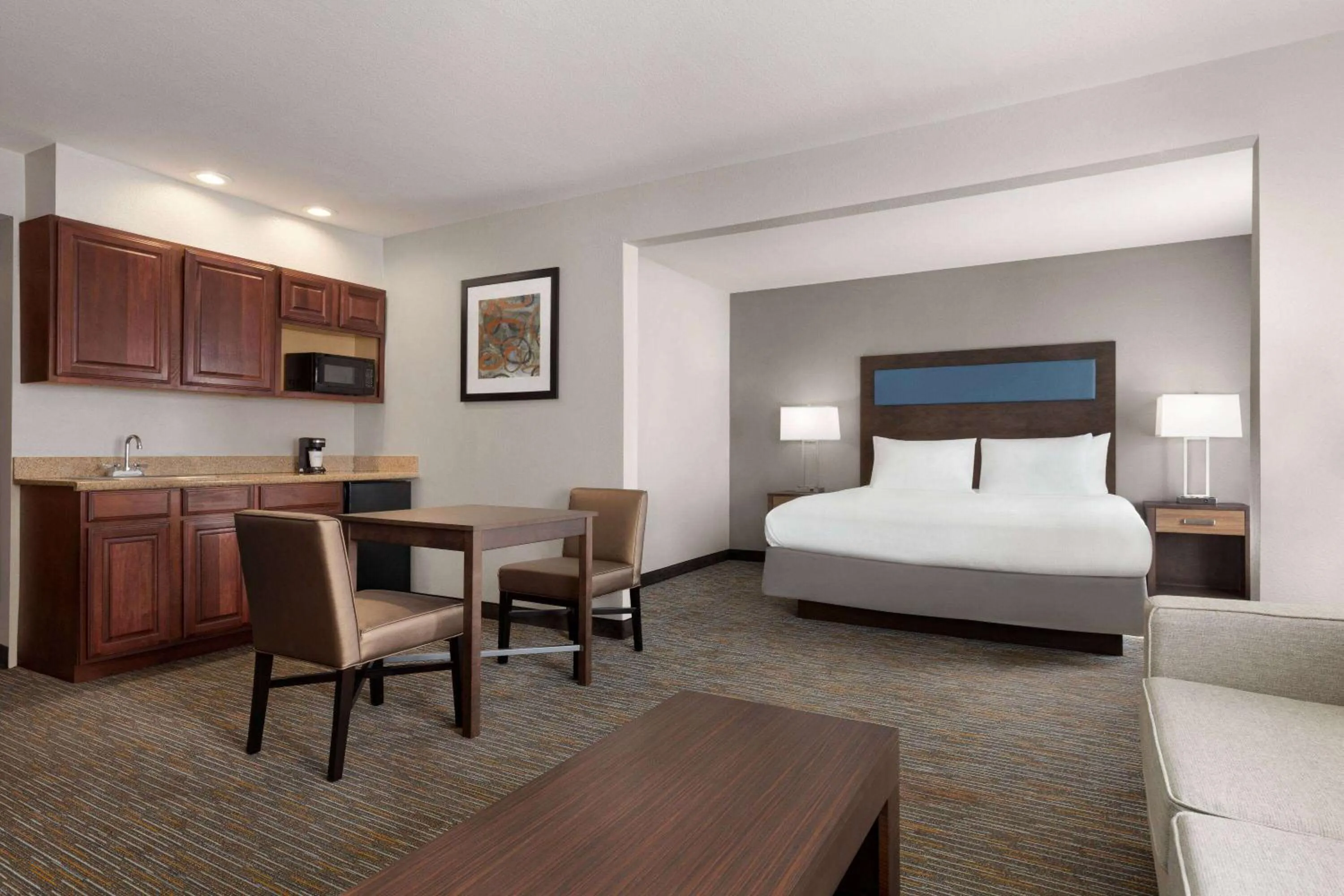 Photo of the whole room, Bed in Wingate By Wyndham Southport