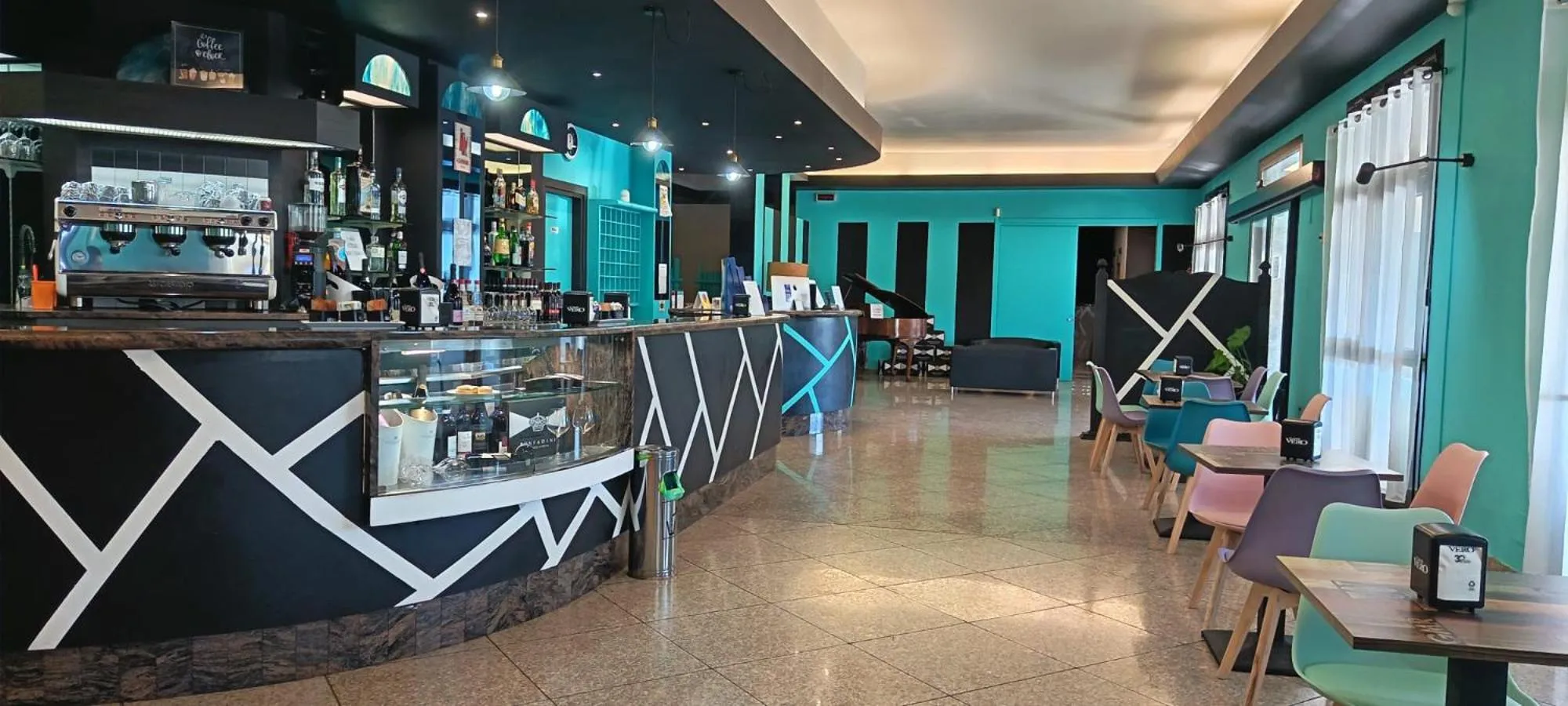 Lounge or bar in Hotel Nuovo Sole HNS