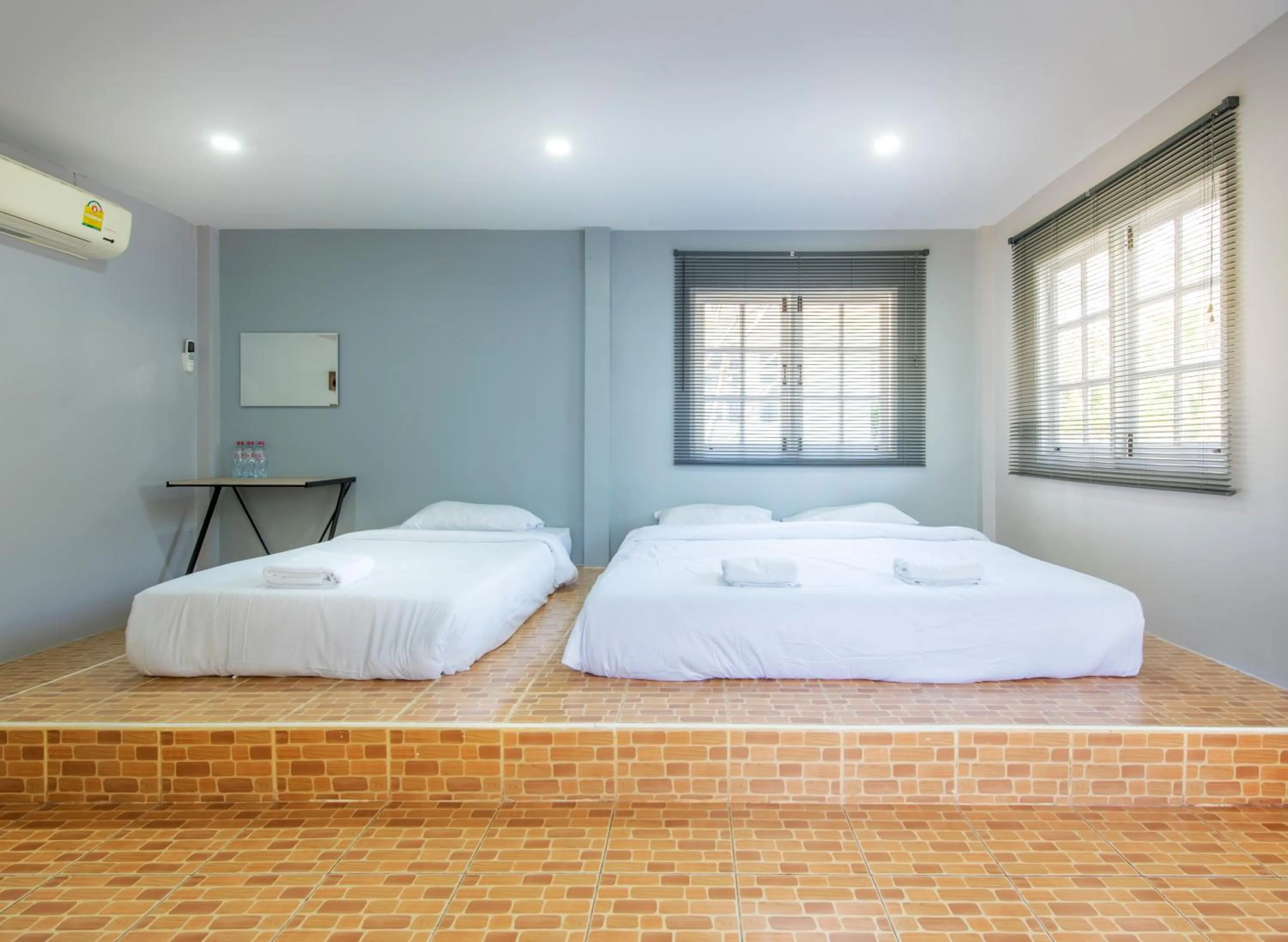 Bedroom, Bed in Ivy Cottage by Qiu