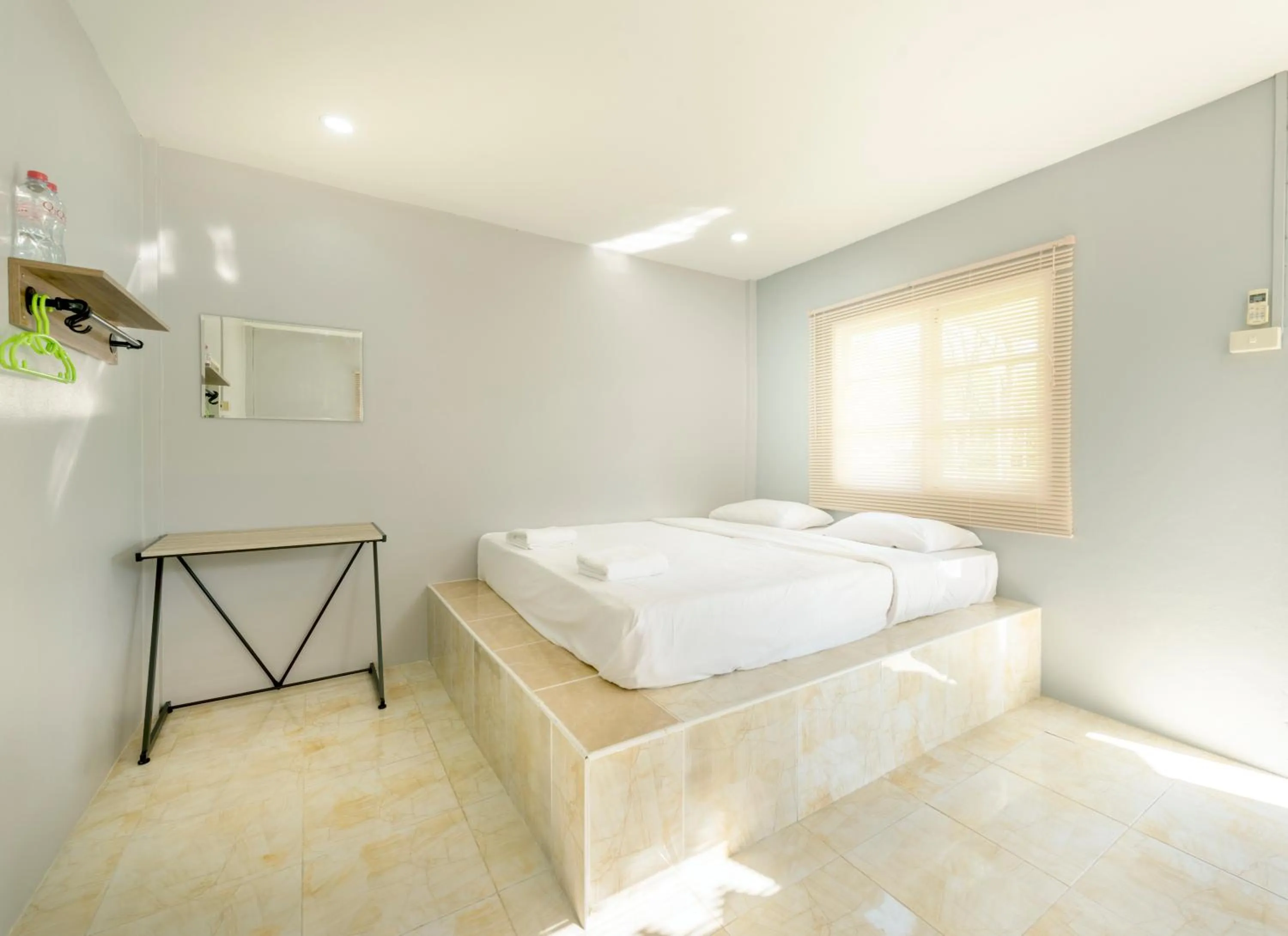 Bedroom, Bed in Ivy Cottage by Qiu