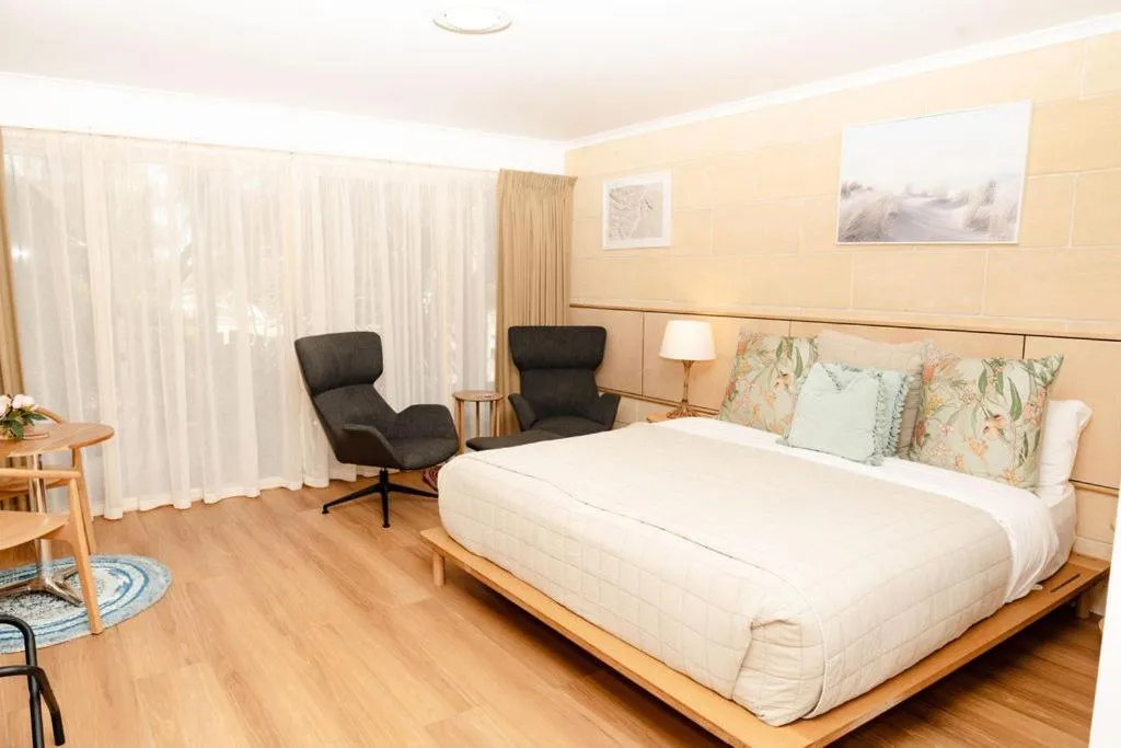 Bed in Portside Motel