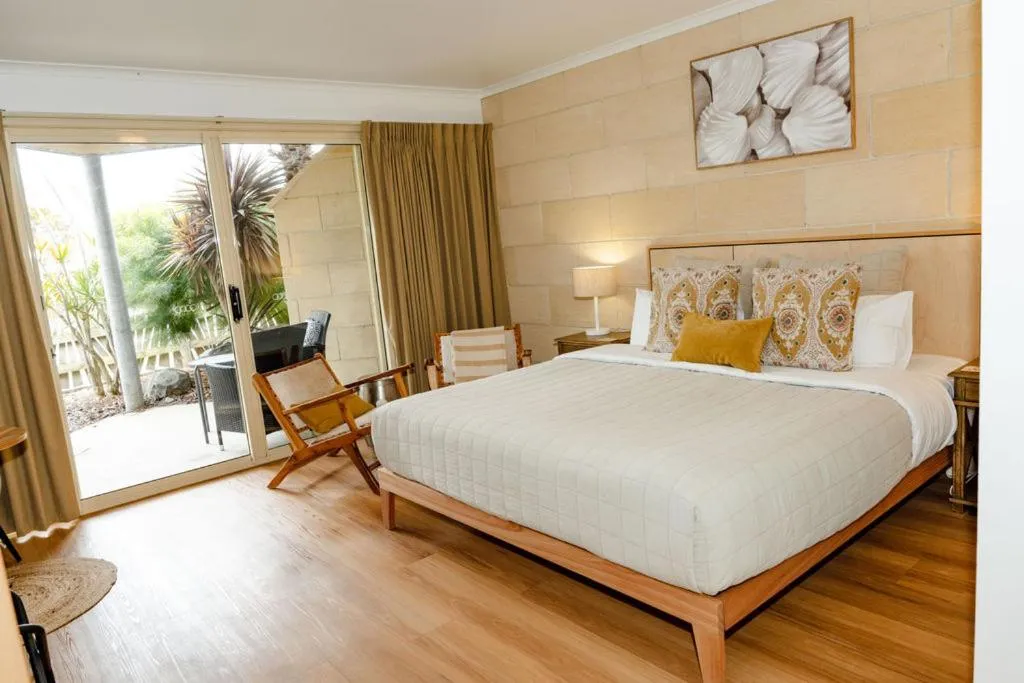 Bed in Portside Motel