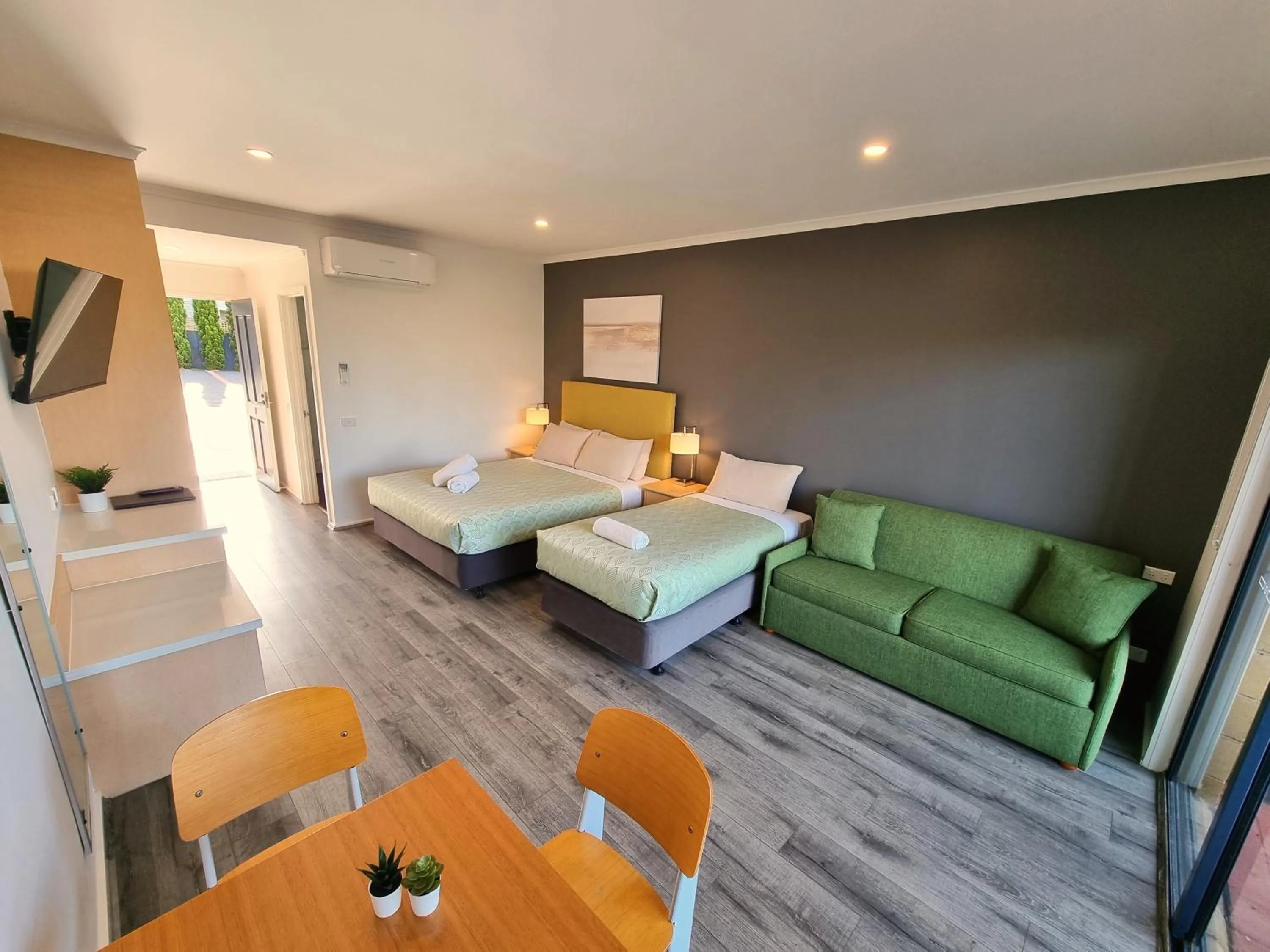 Bed in Seaview Motel & Apartments