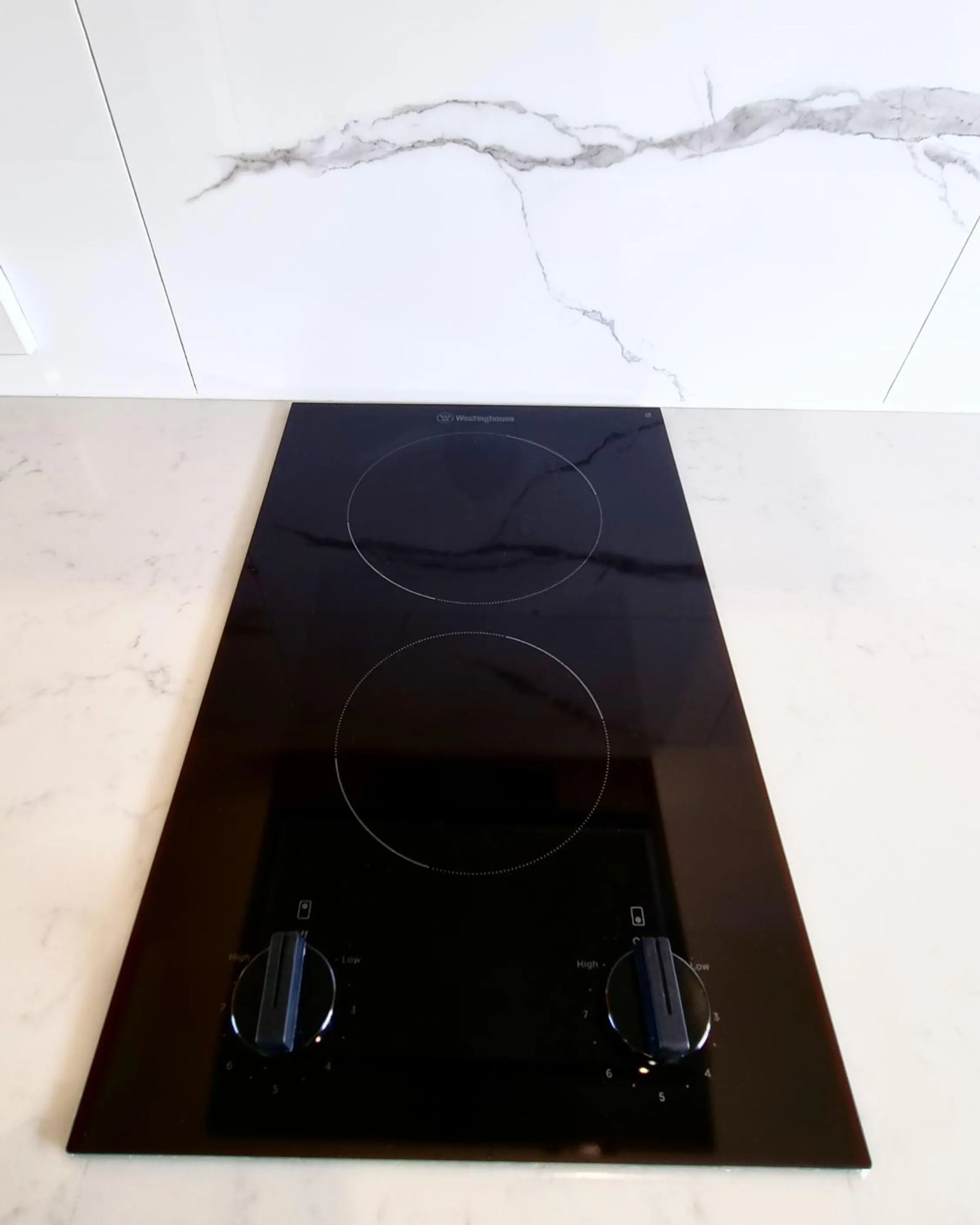 Kitchen or kitchenette in Seaview Motel & Apartments