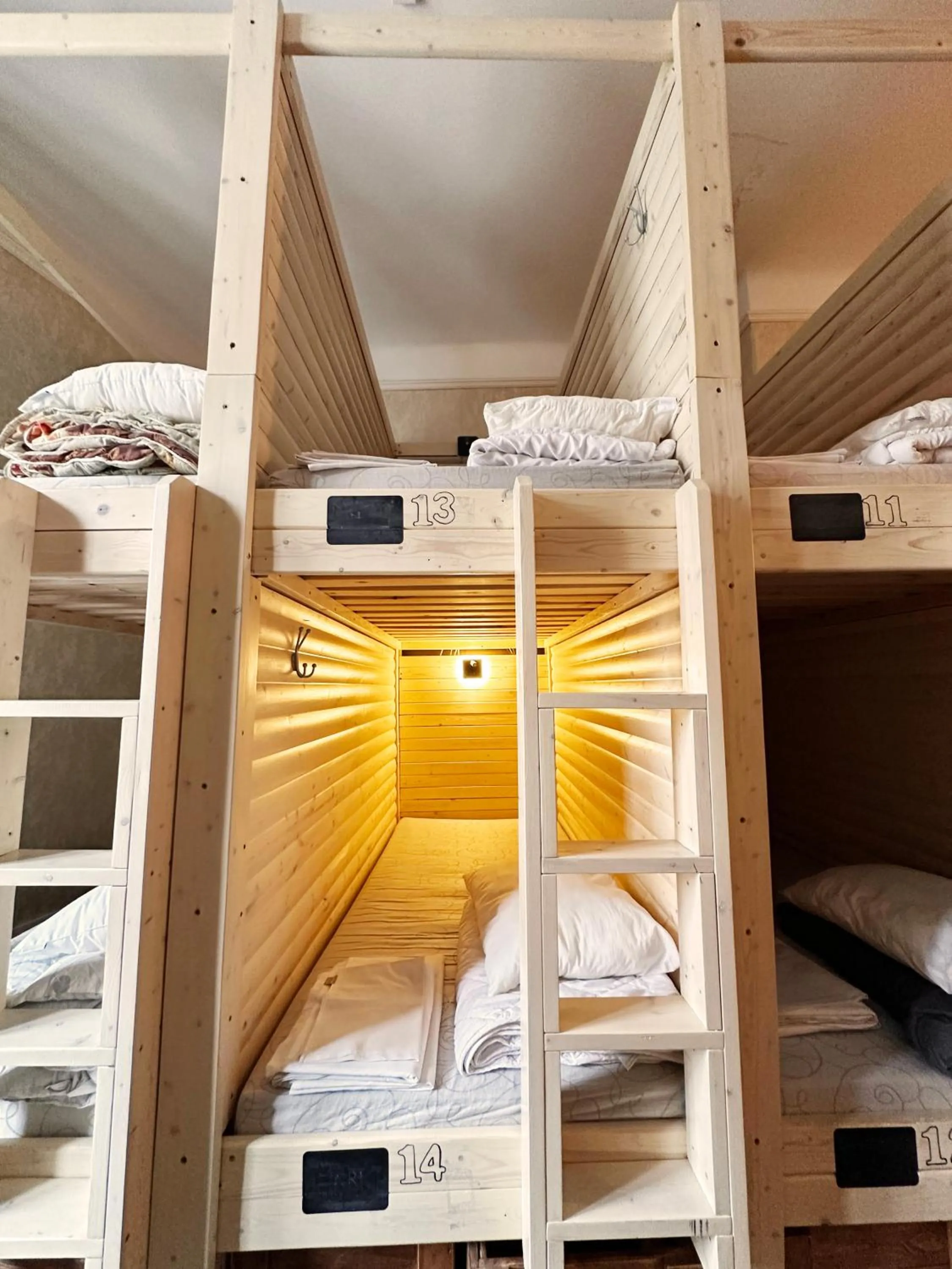 Bed in Imaginary Hostel