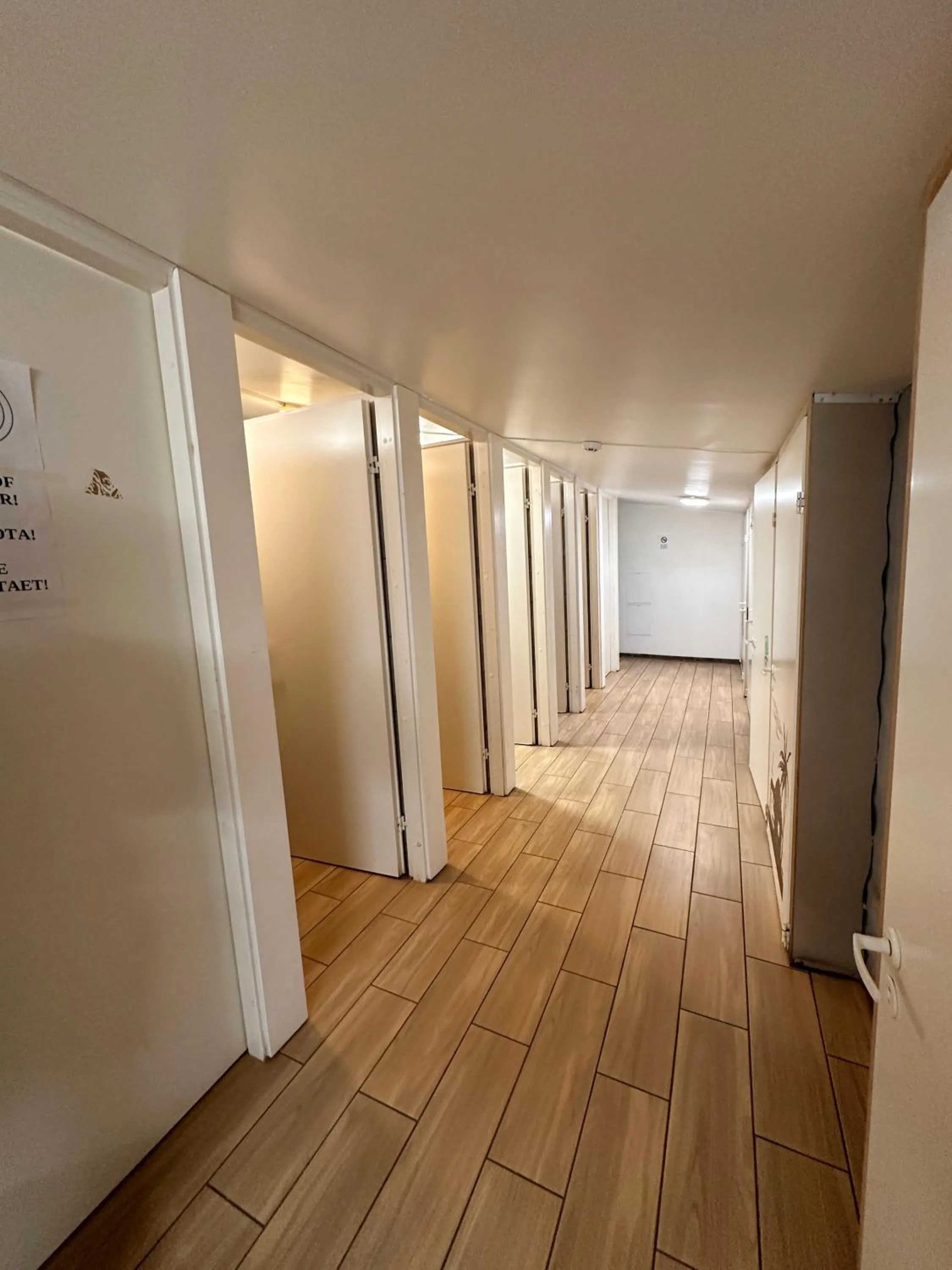 Bathroom in Imaginary Hostel