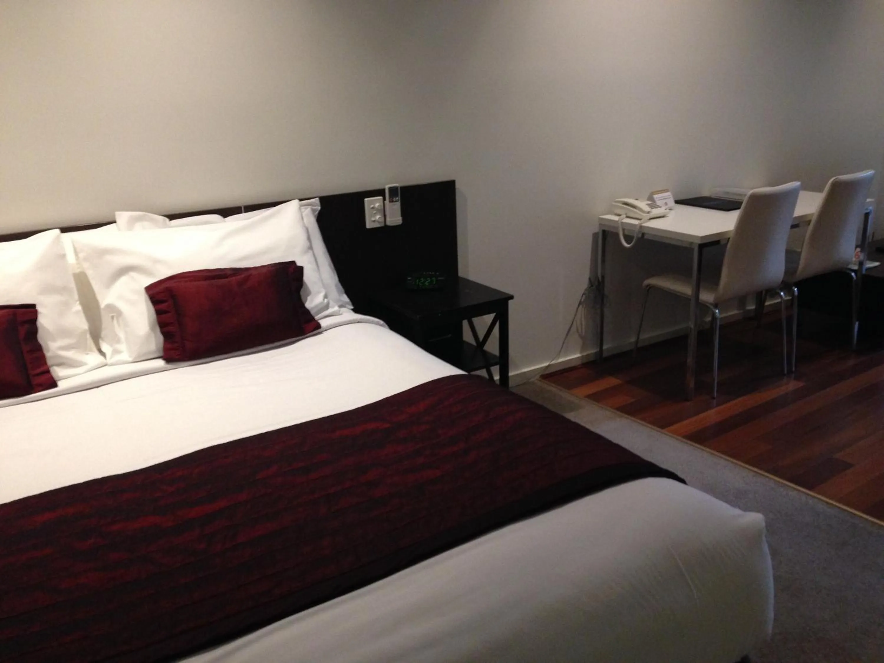 Bed in Rye Hotel - One Four Nelson