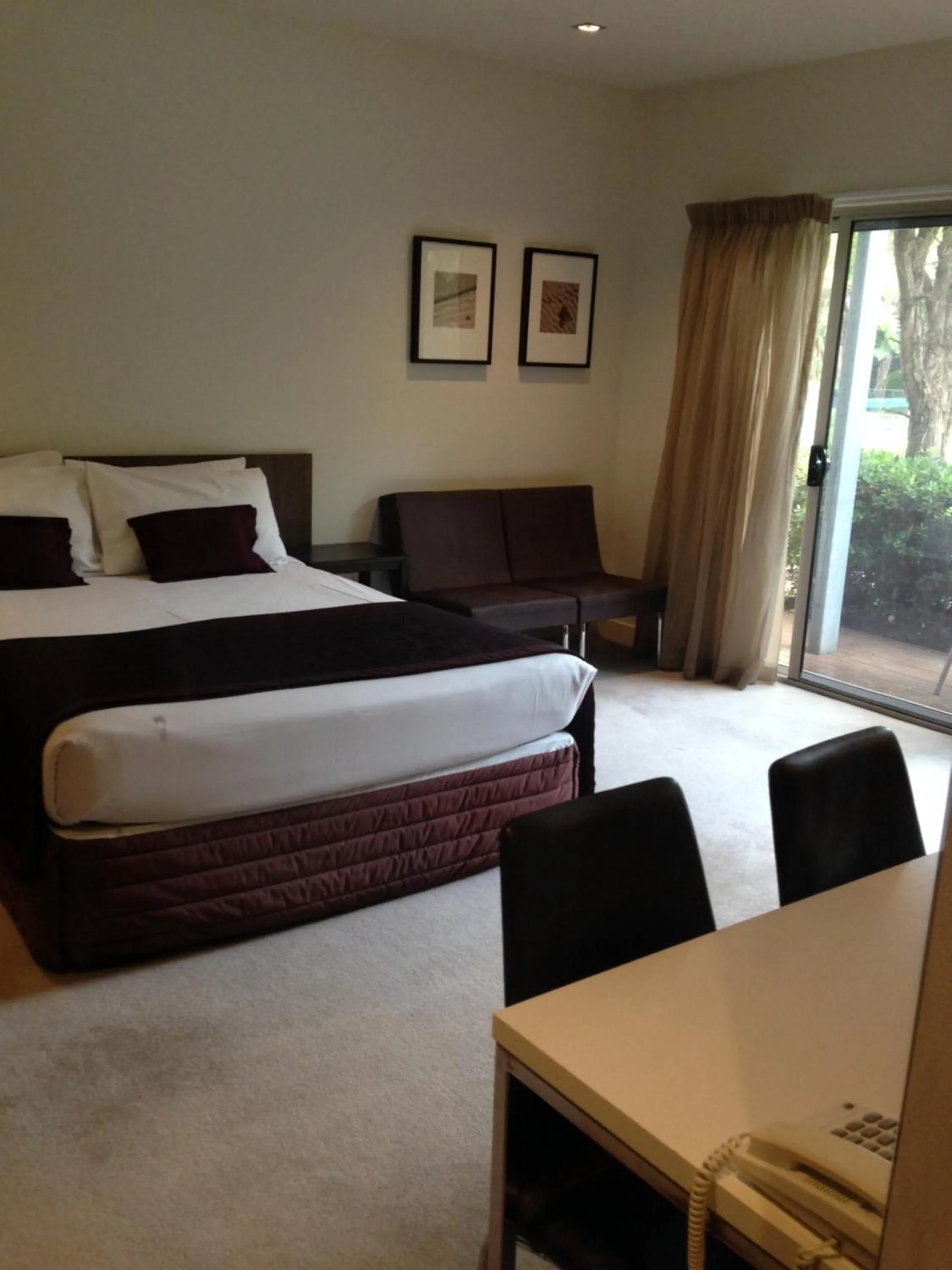 Bed in Rye Hotel - One Four Nelson