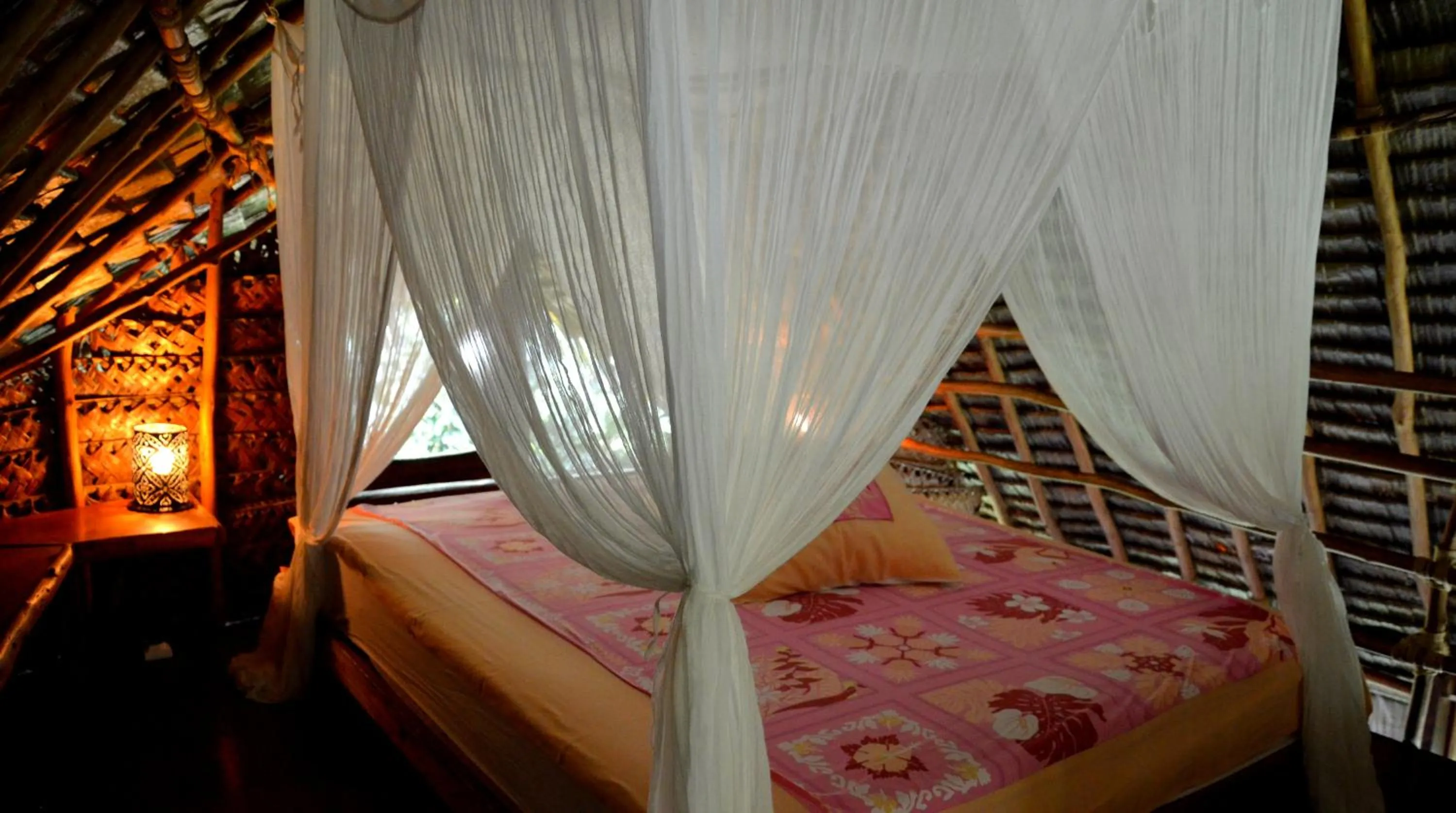 Bed in Vanira Lodge