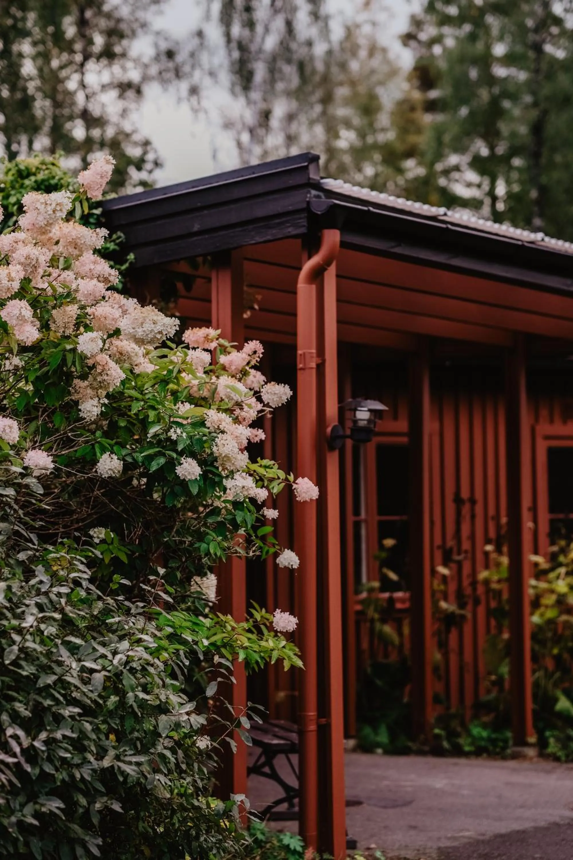 Property building in Stiftsgården Tallnäs