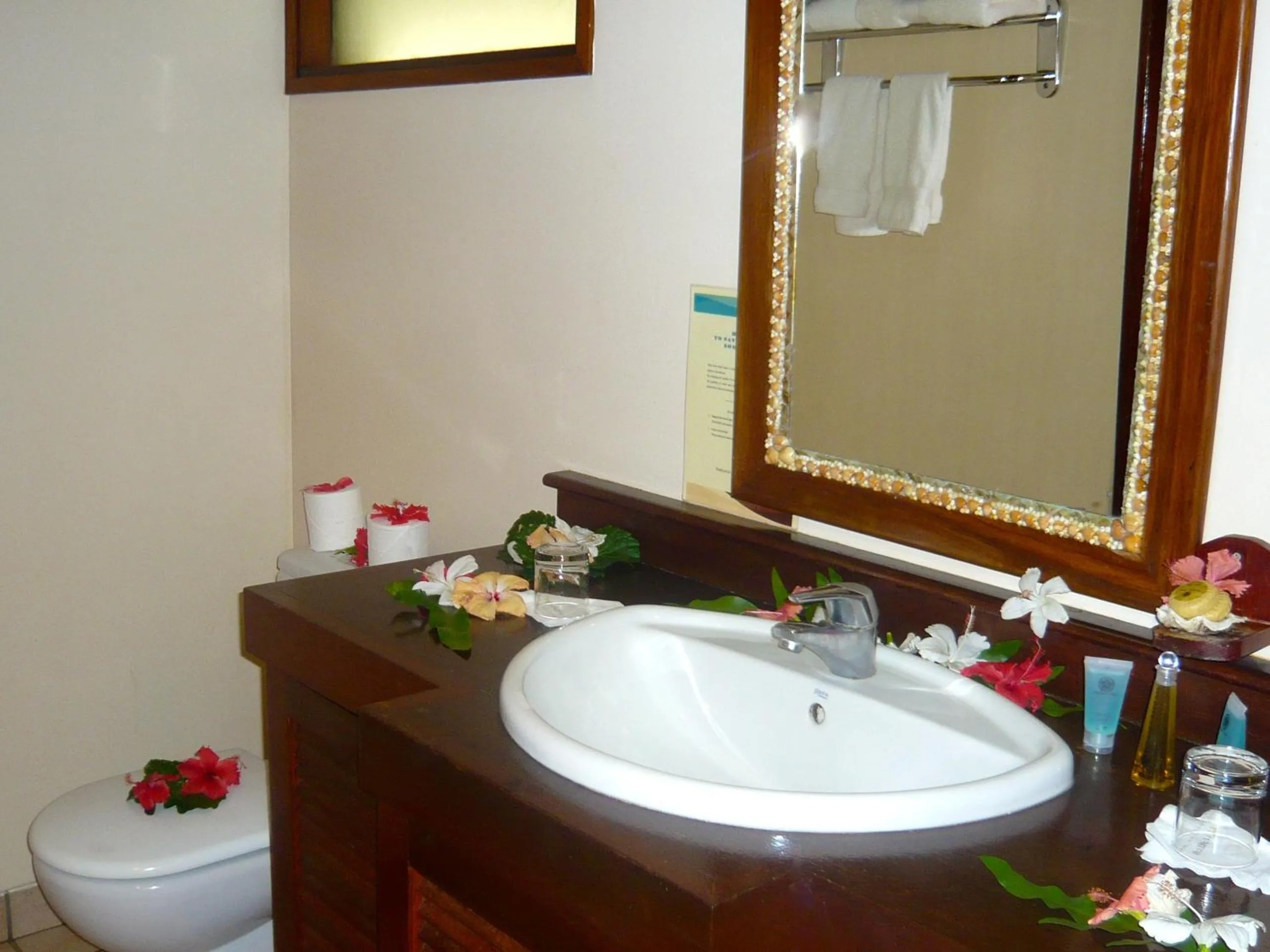 Bathroom in Maitai Bora Bora