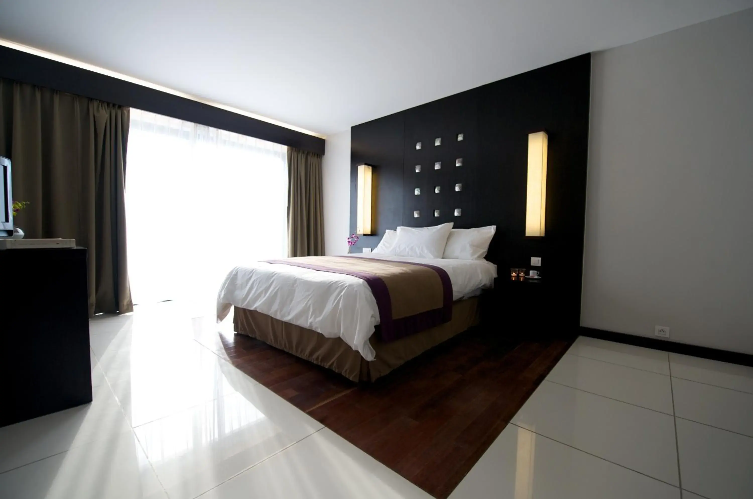 Standard Double Room in Hotel Tahiti Nui Standard Double Room in Hotel Tahiti Nui