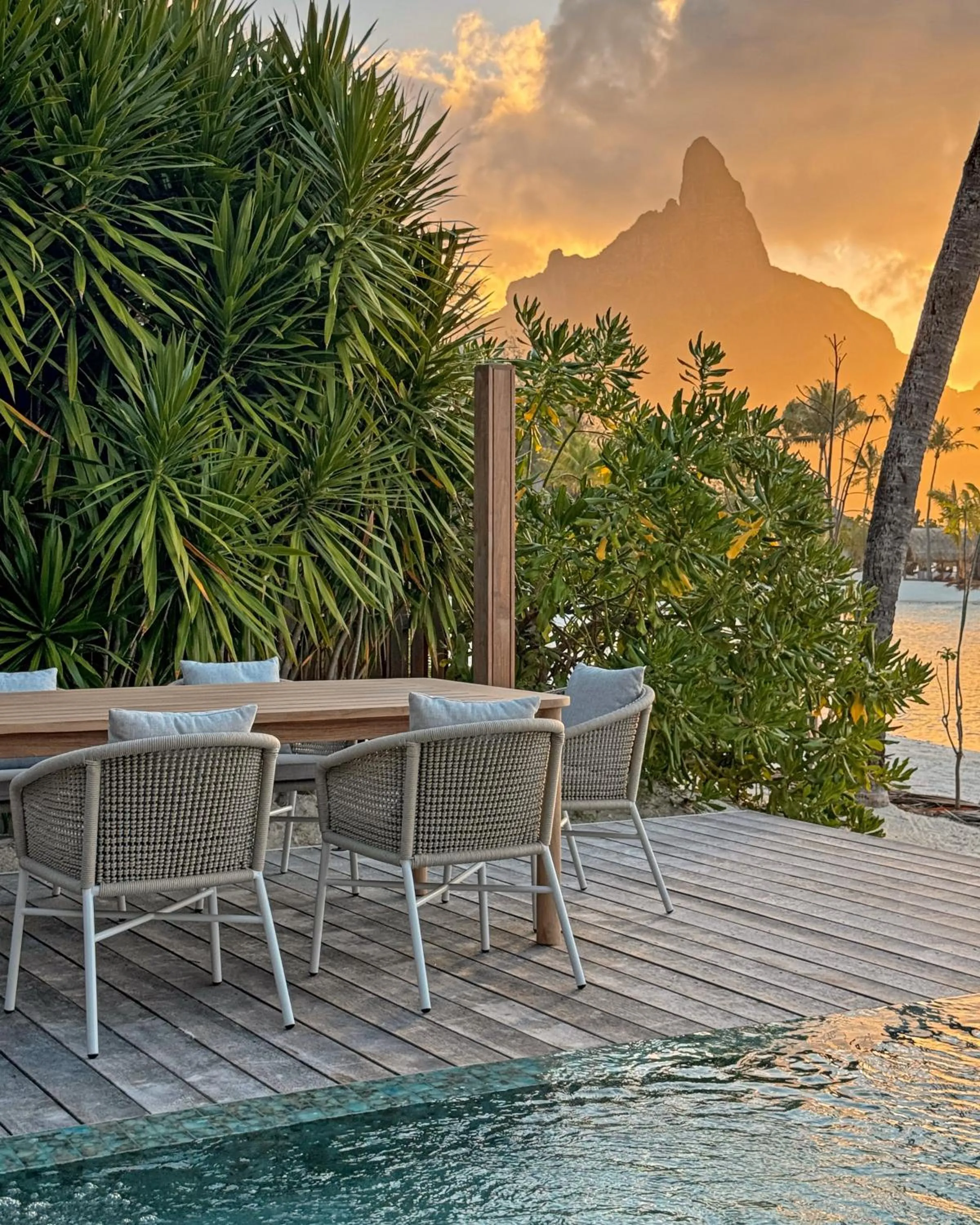 Patio in Westin Bora Bora Resort & Spa