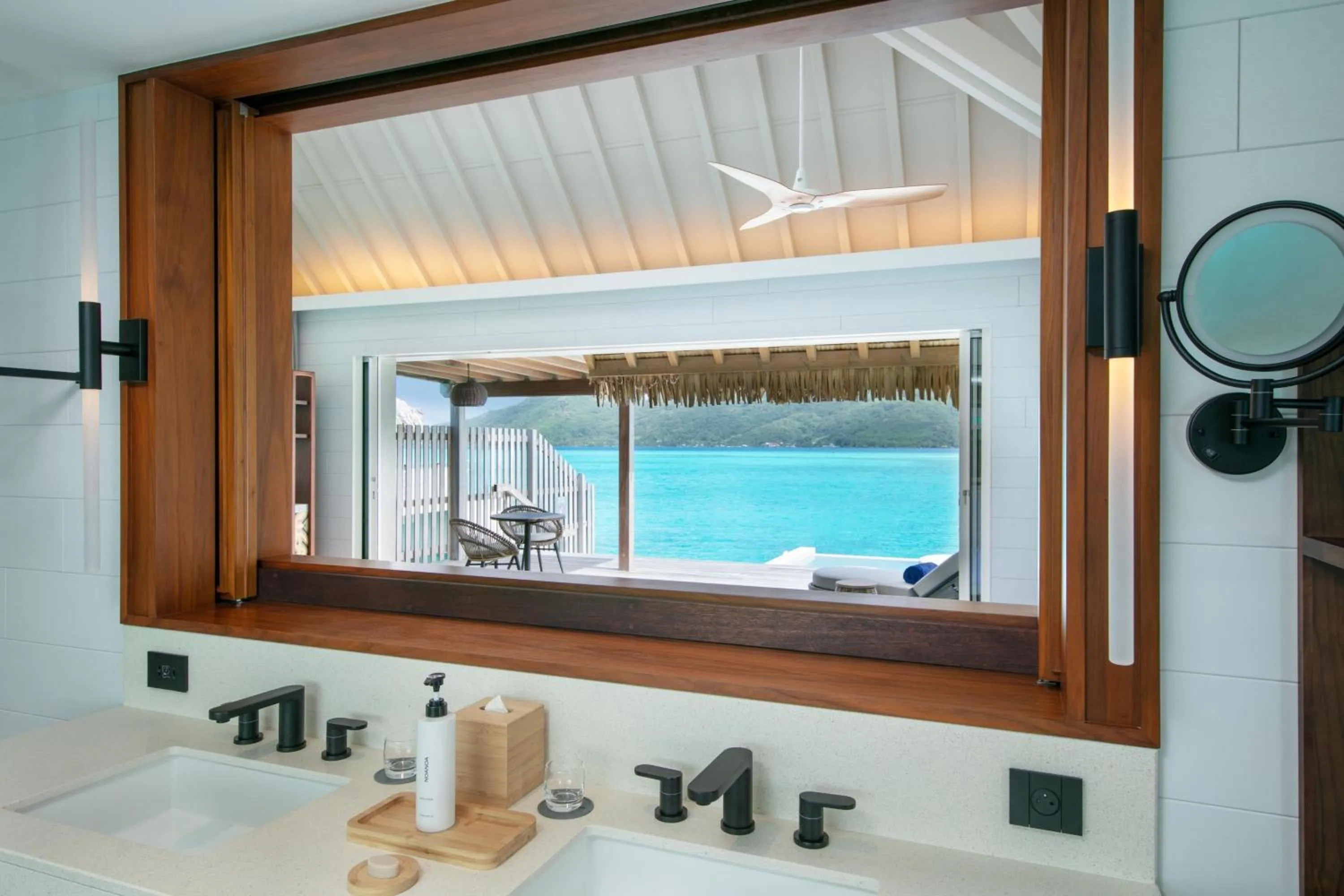 Bathroom in Westin Bora Bora Resort & Spa