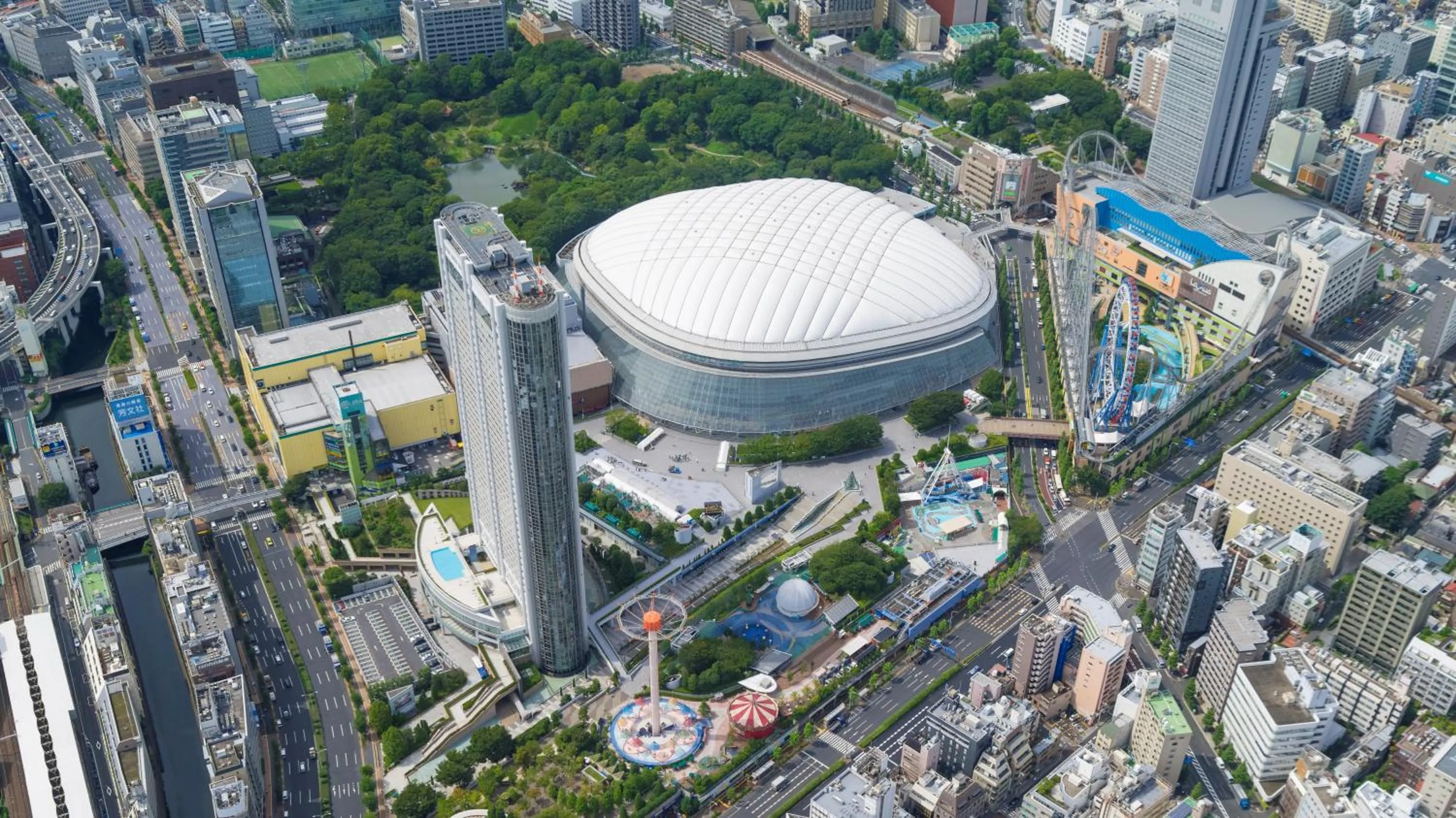 Nearby landmark in Hotel Tokyo Garden Palace