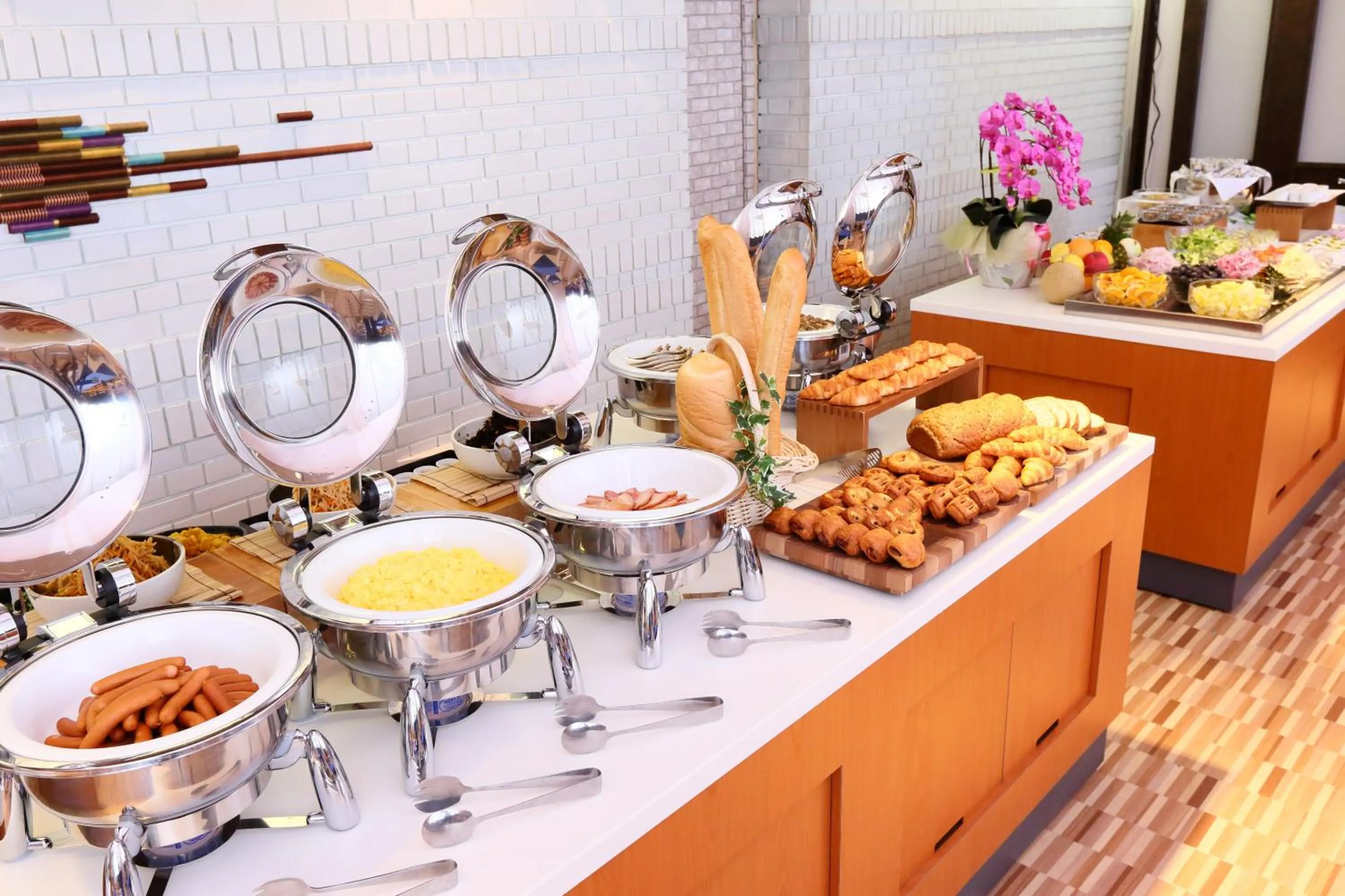 Breakfast in Hotel Tokyo Garden Palace