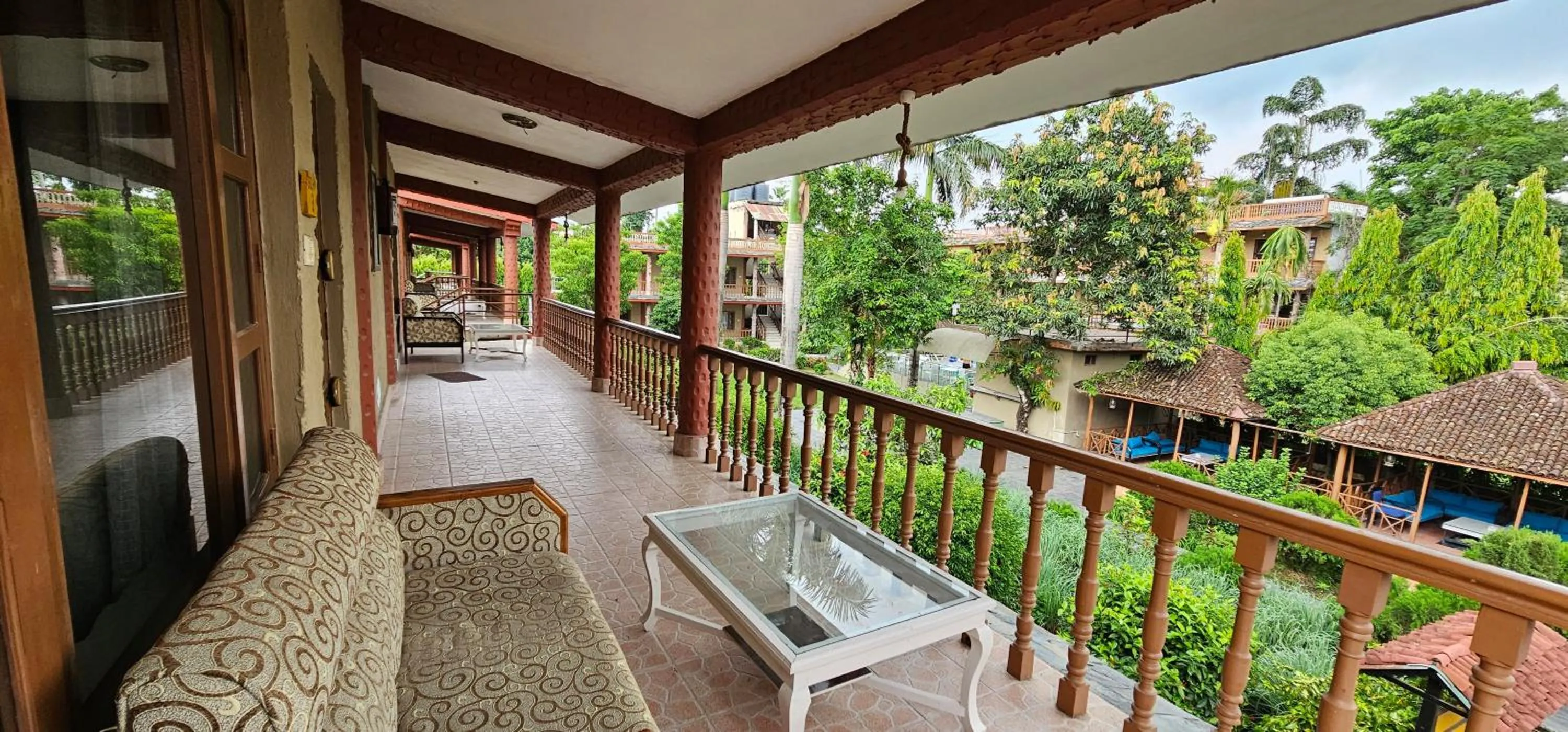 Jungle Safari Lodge- Serenity in the Wild