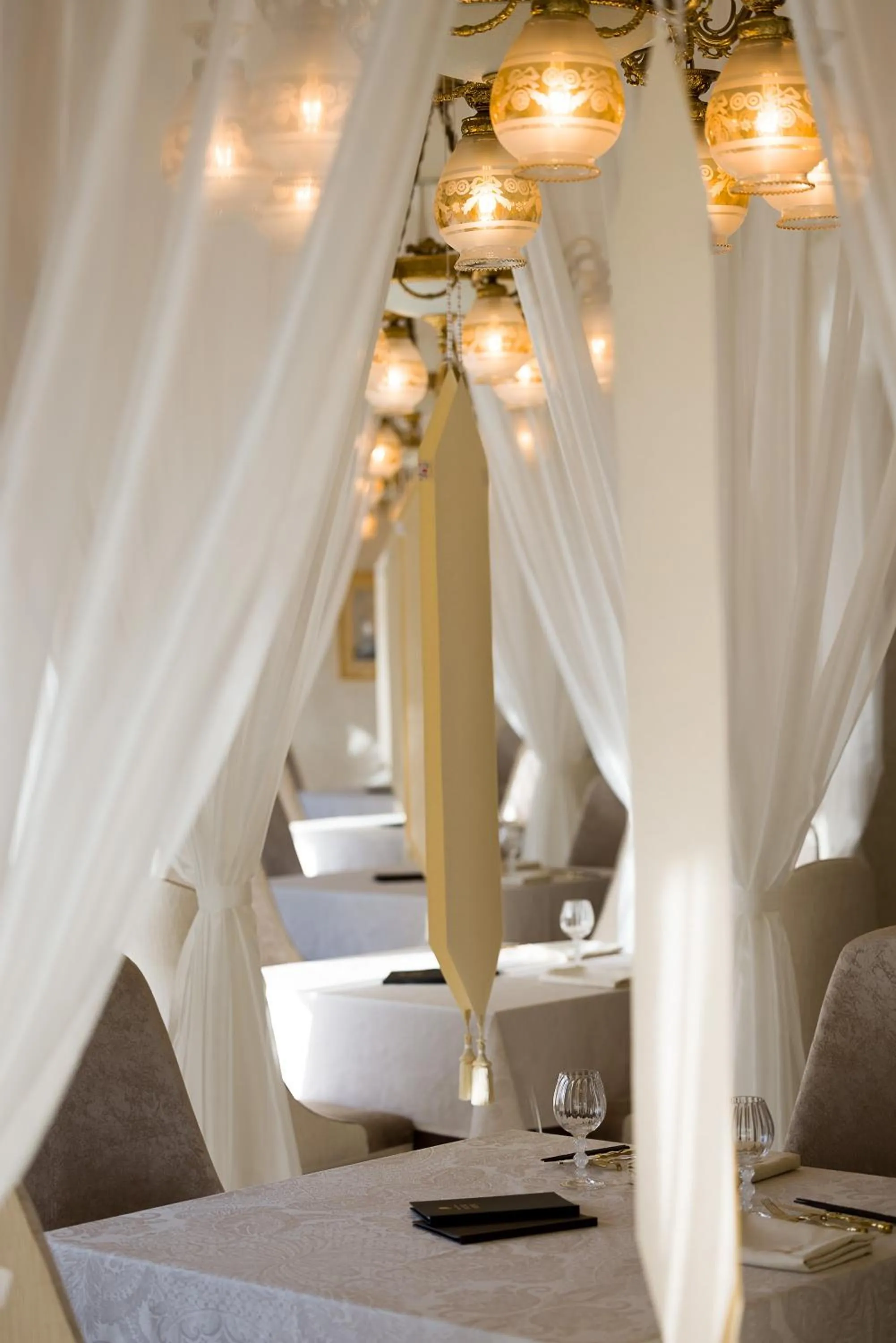 Restaurant/places to eat in Katakura Silk Hotel