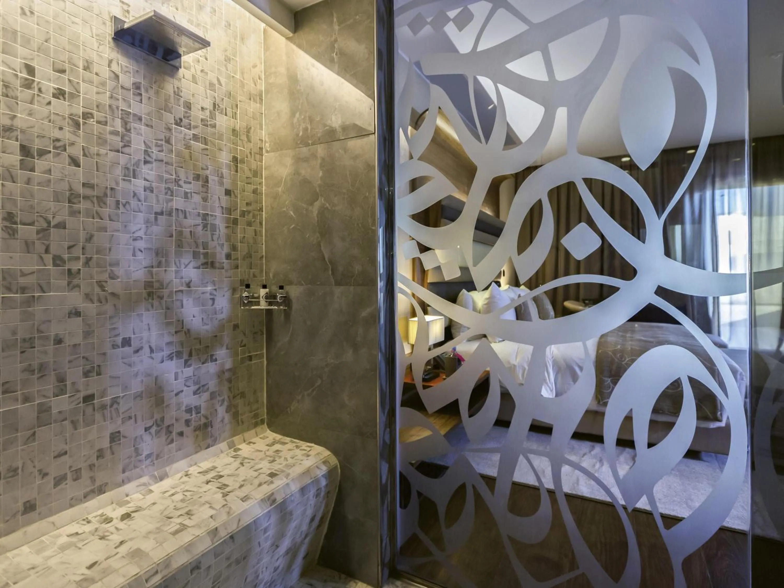 Bedroom in Mövenpick Hotel du Lac Tunis