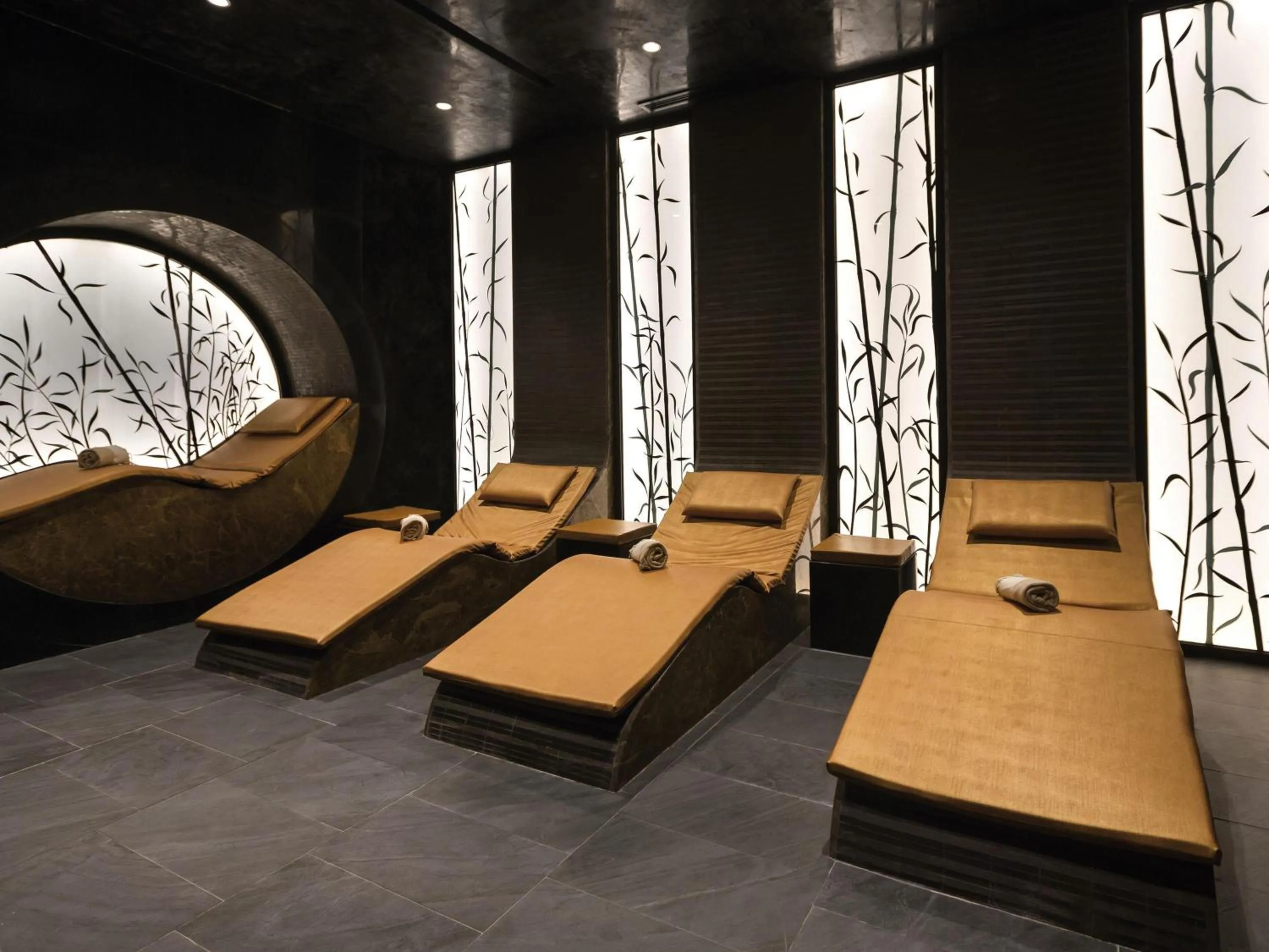 Spa and wellness centre/facilities in Mövenpick Hotel du Lac Tunis