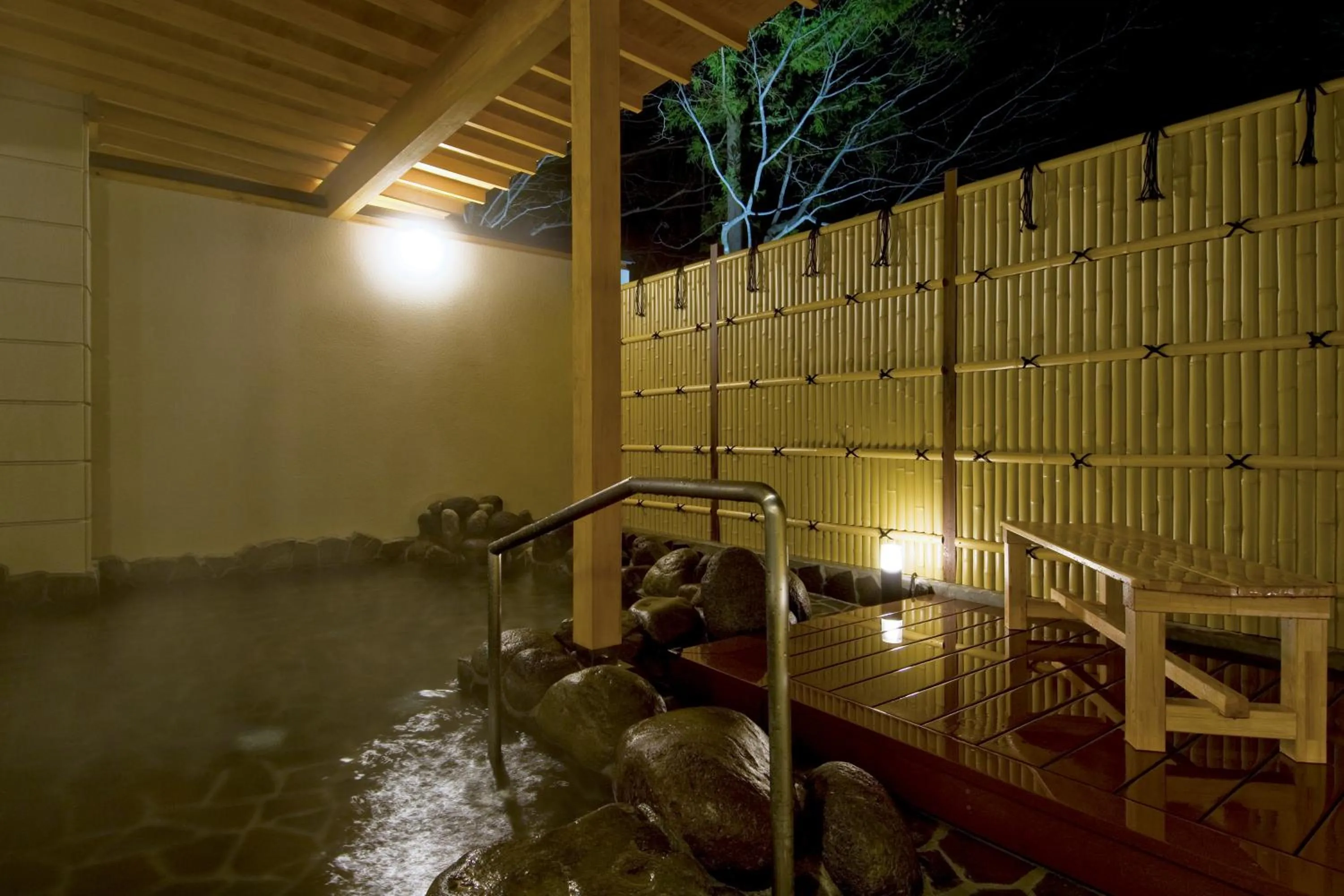 Hot Spring Bath in Nikko Tokanso