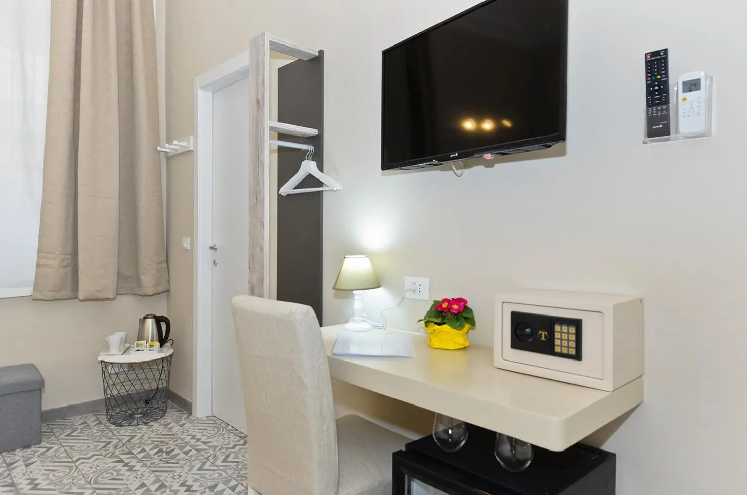 TV and multimedia in TOHOUSE Rooms