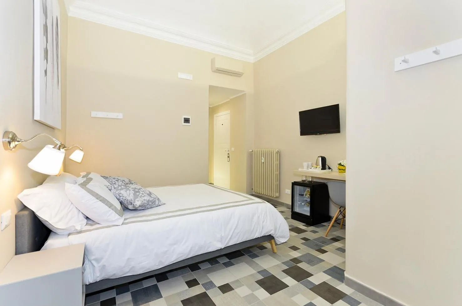 Bedroom, Bed in TOHOUSE Rooms