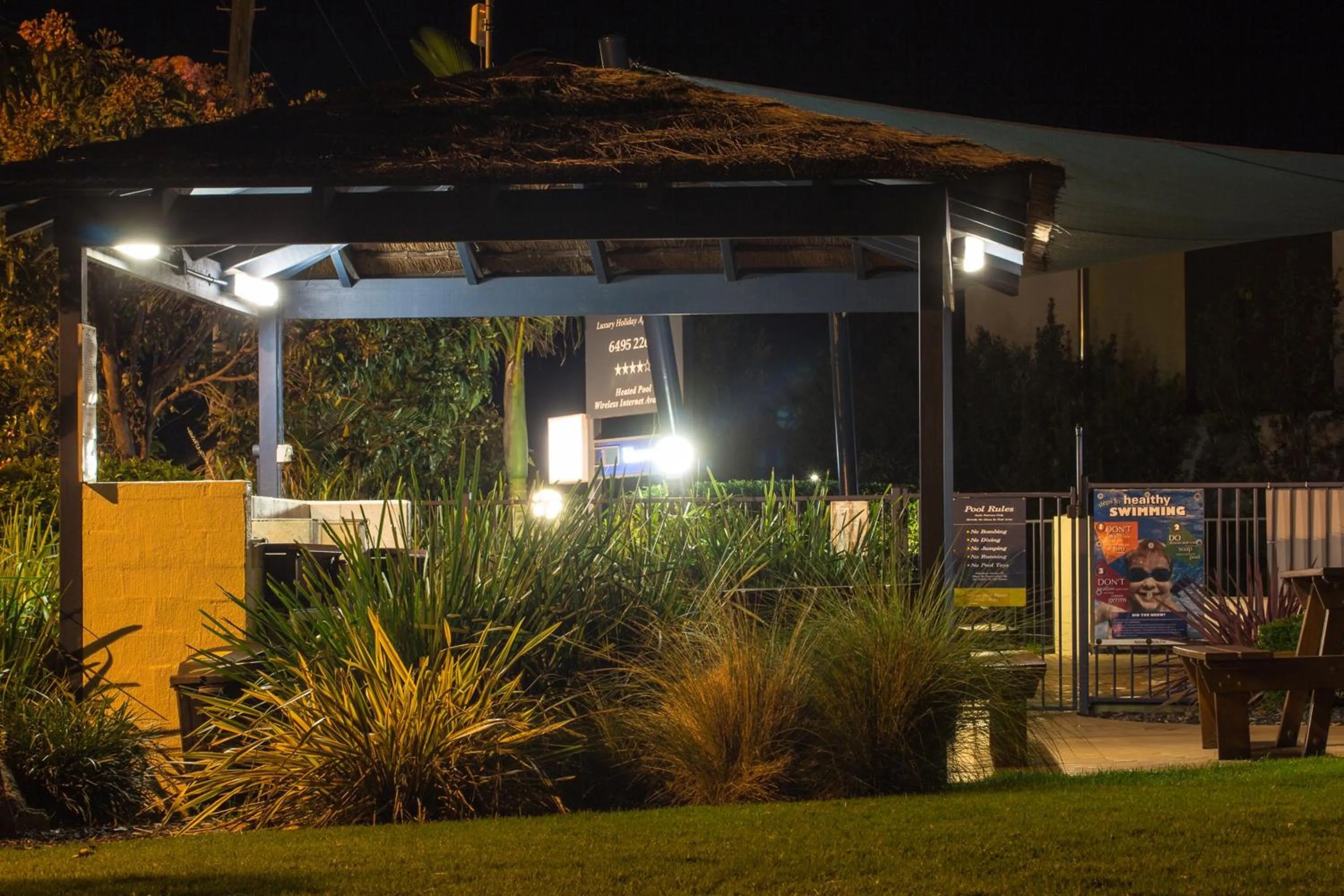 Garden in Sails Luxury Apartments Merimbula