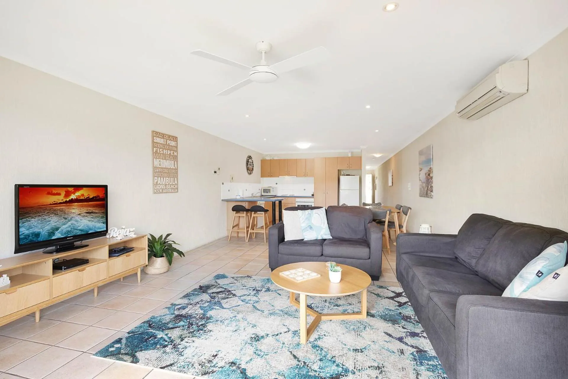 Living room in Sails Luxury Apartments Merimbula