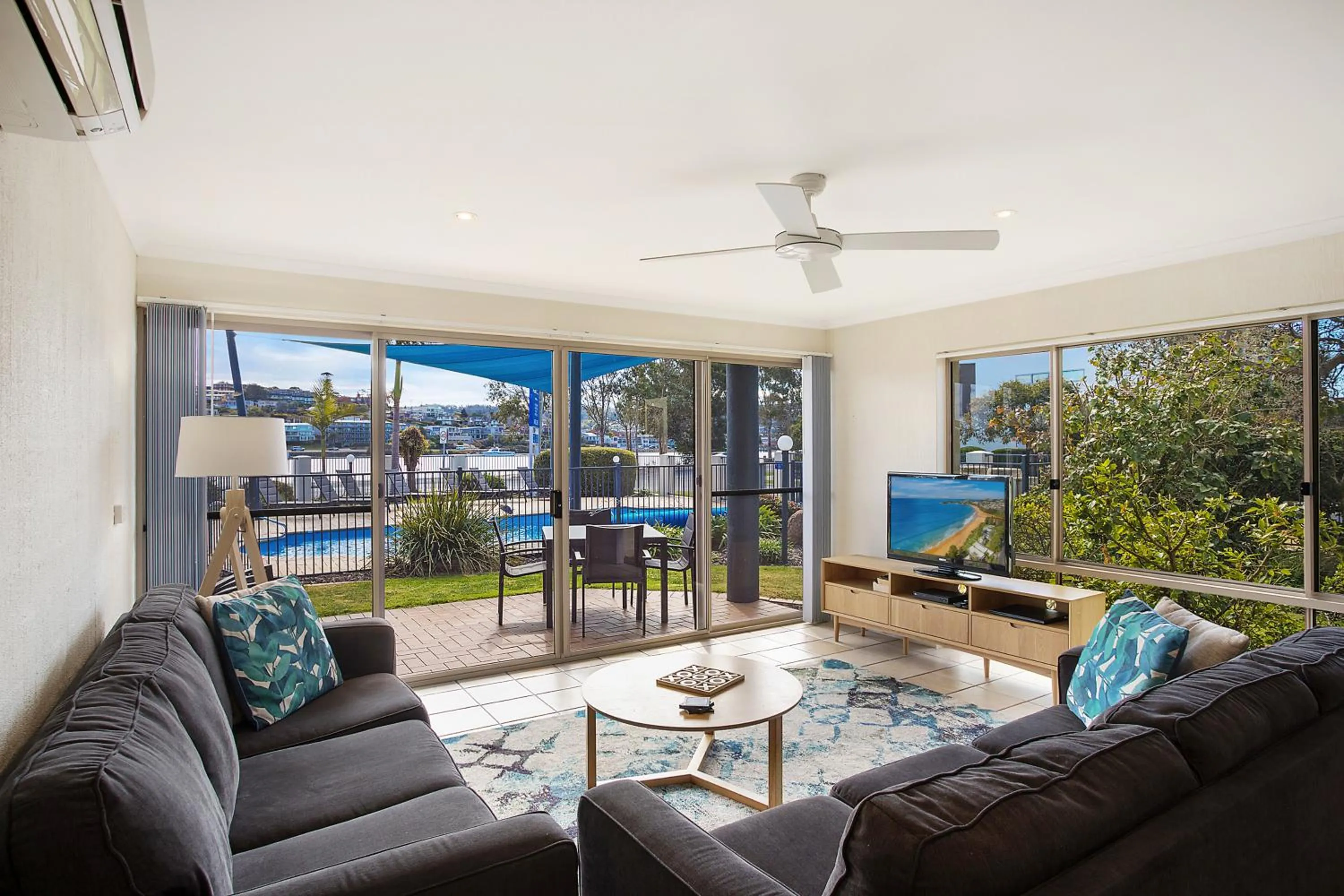 Living room in Sails Luxury Apartments Merimbula
