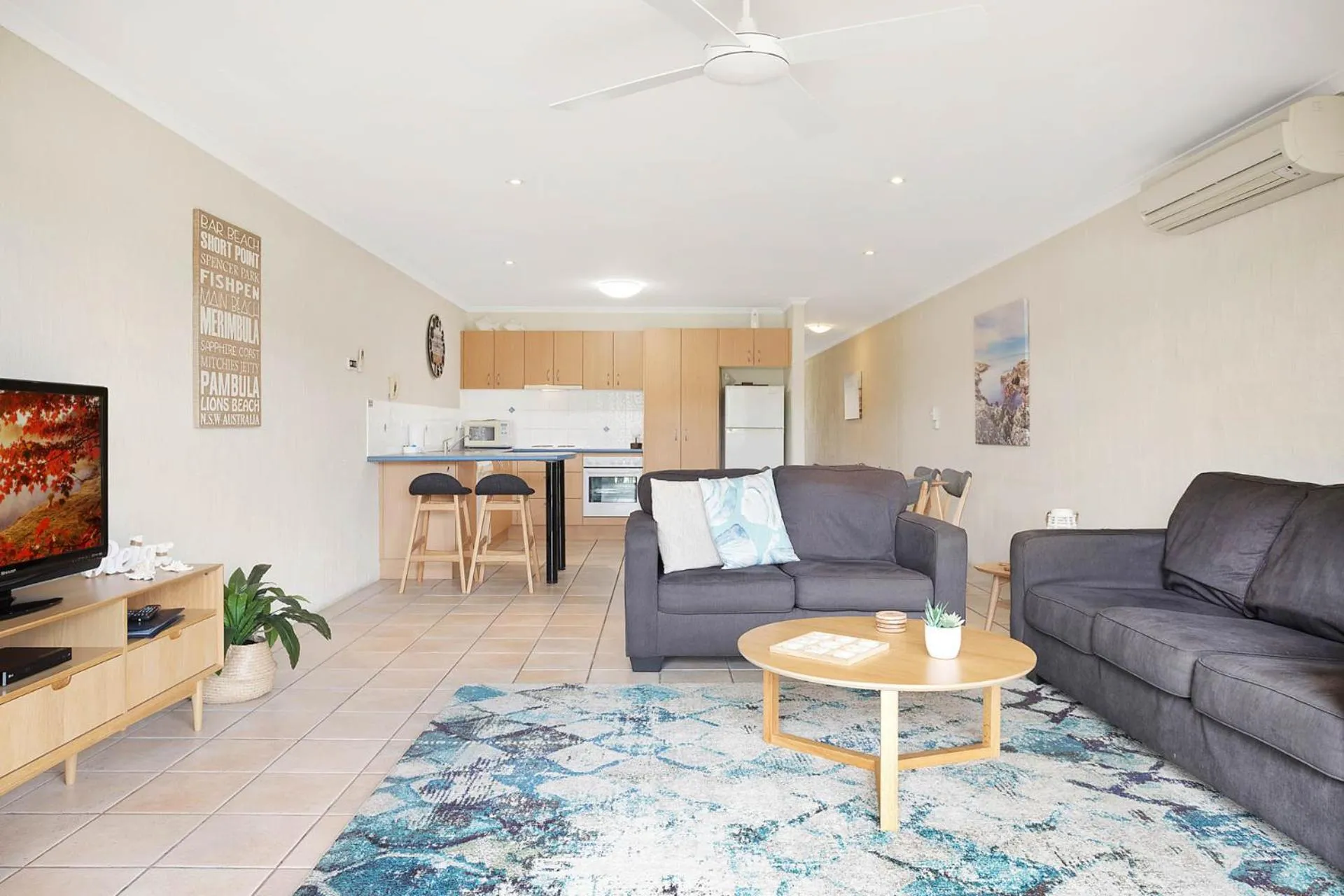 Living room in Sails Luxury Apartments Merimbula