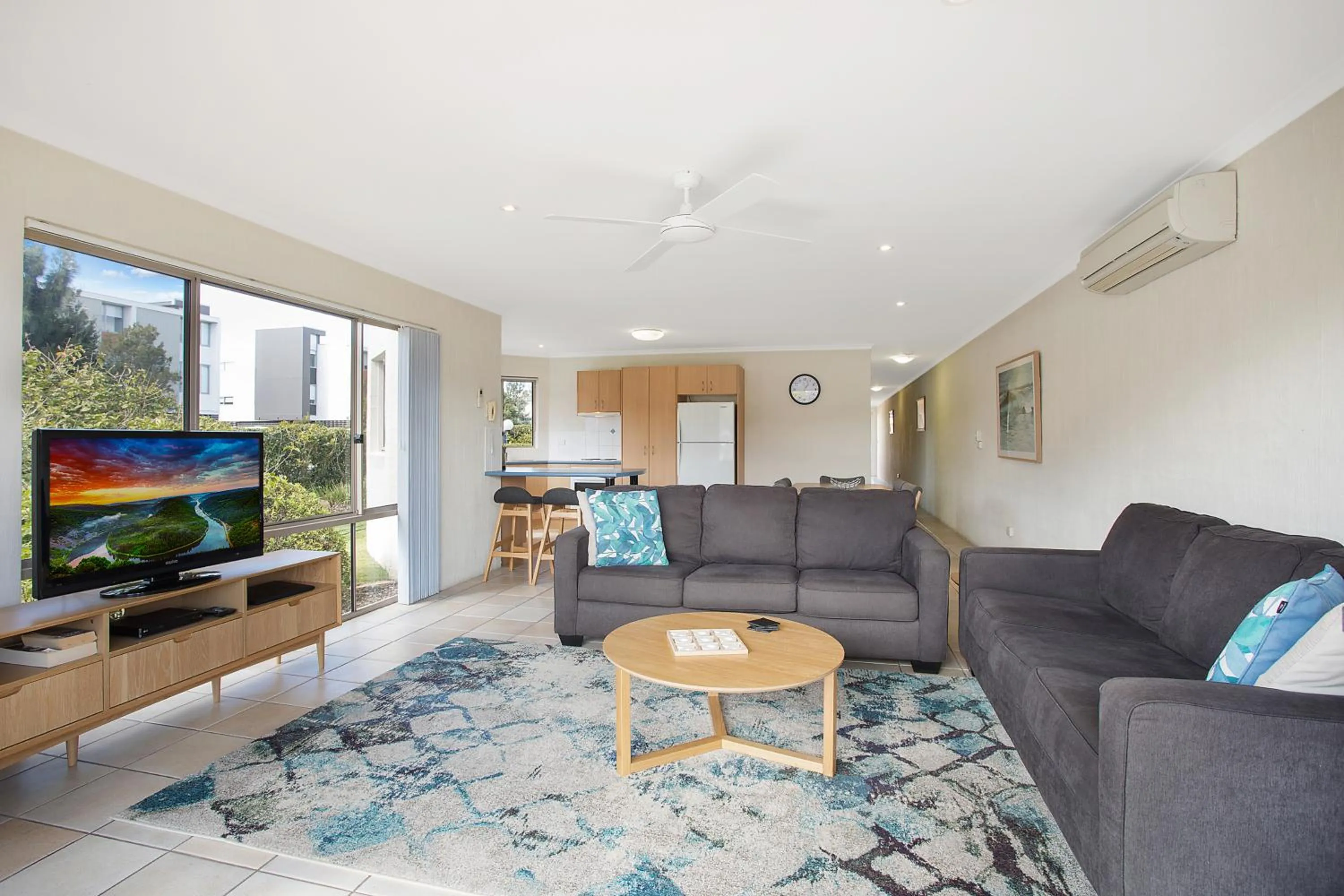 Living room in Sails Luxury Apartments Merimbula